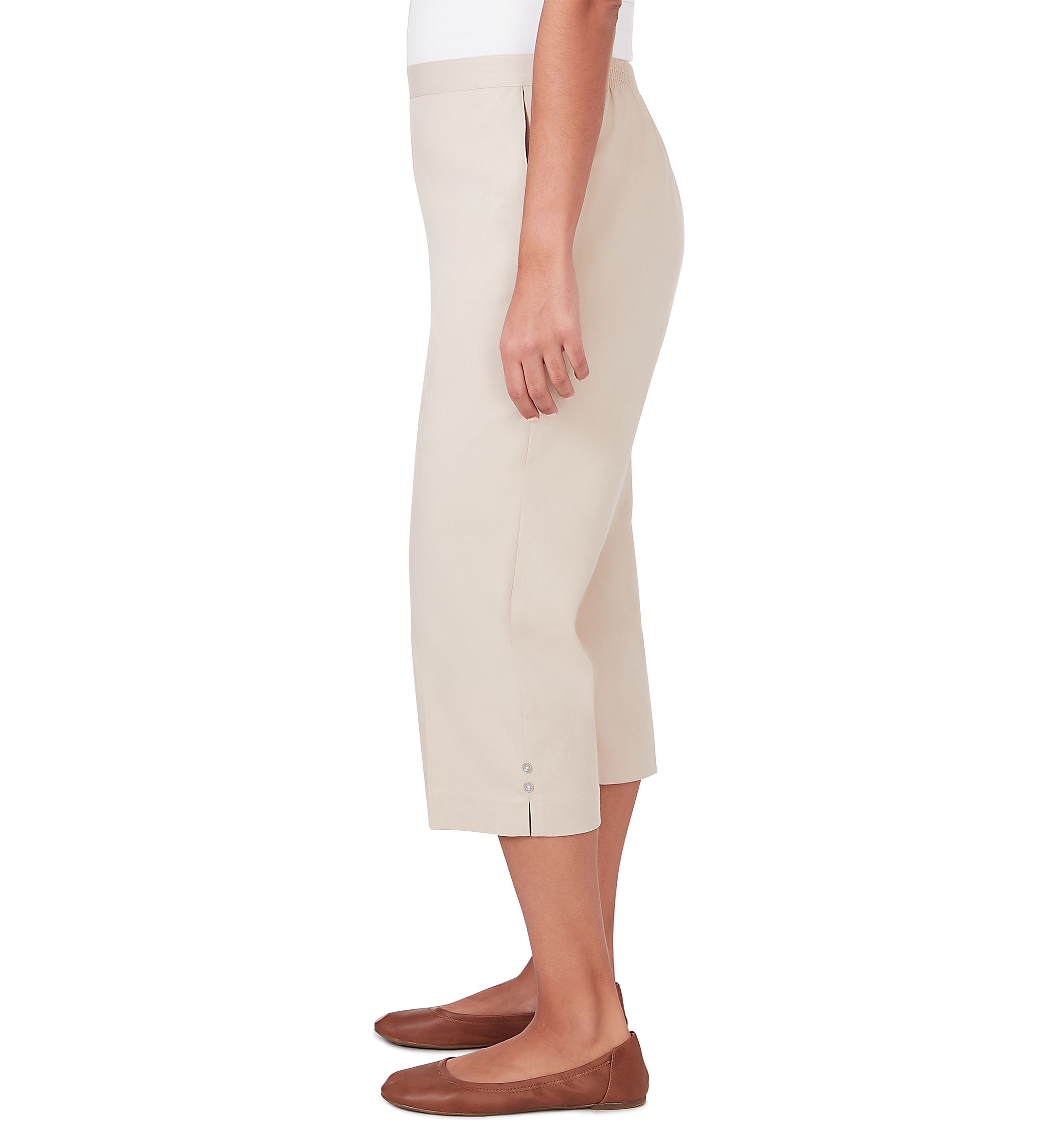 Womens Classics Twill Capri Pants