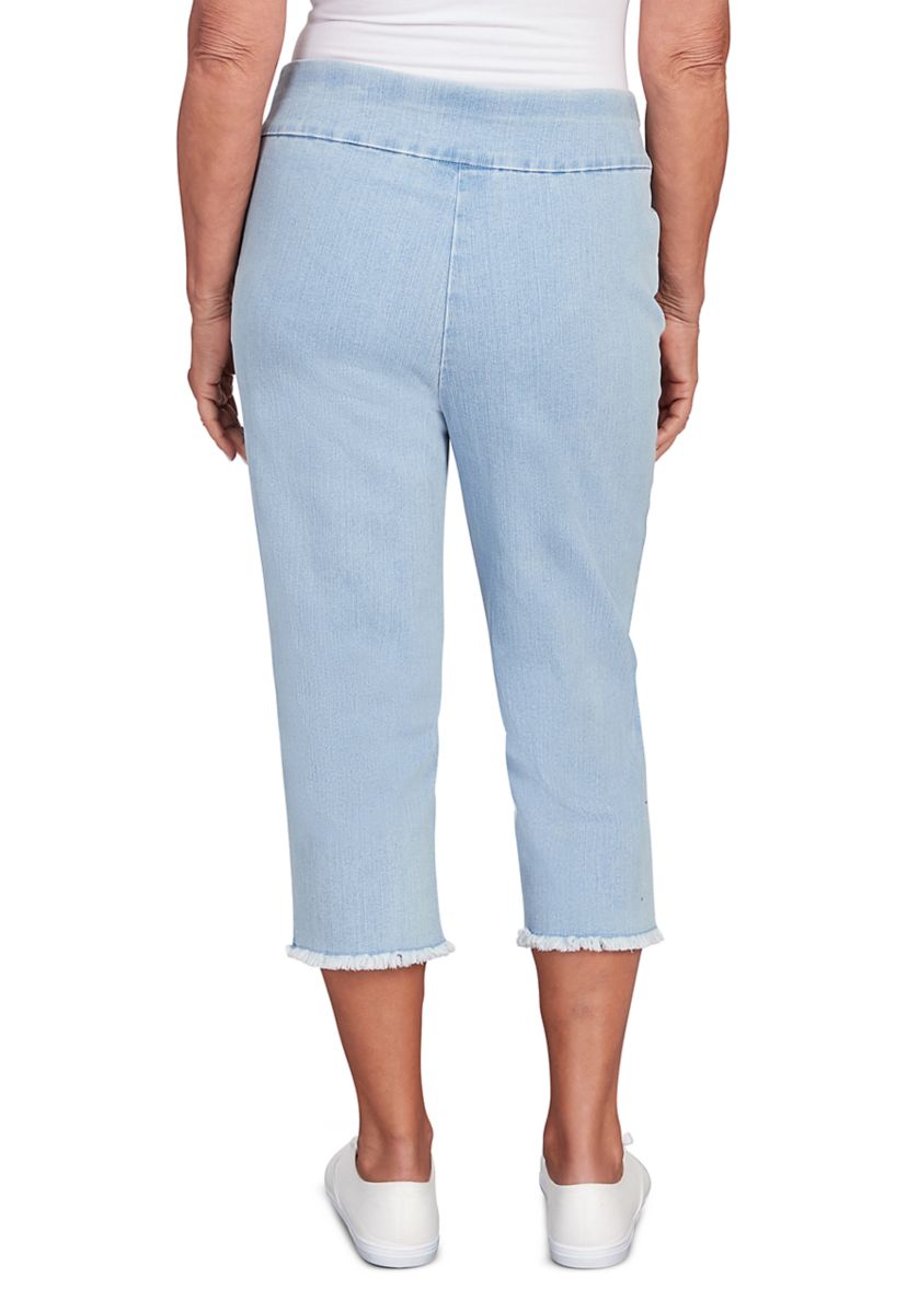 Womens Classics Denim Fringe Capri Pants