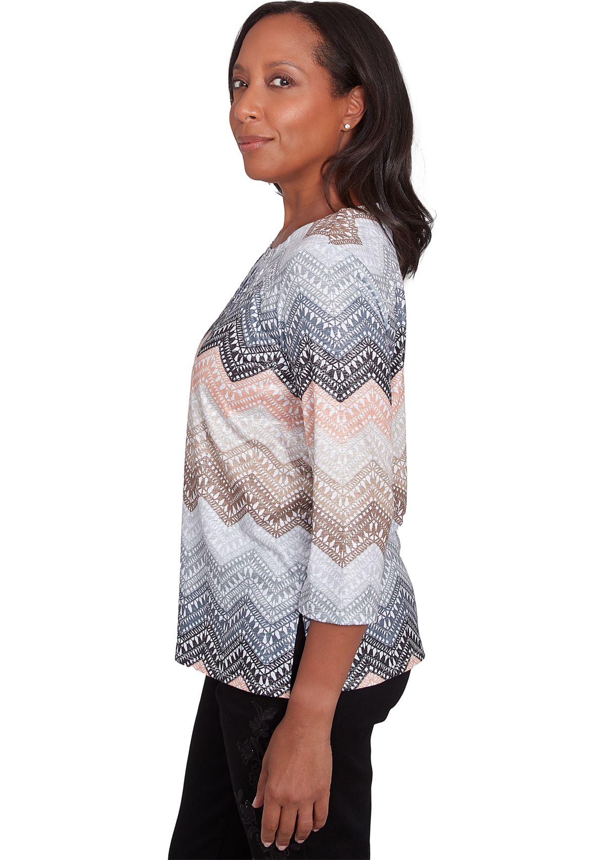 Womens Classics Ombré Lacey Chevron Top