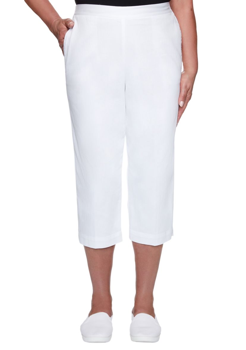 Womens Classics Flat Front Denim Capris