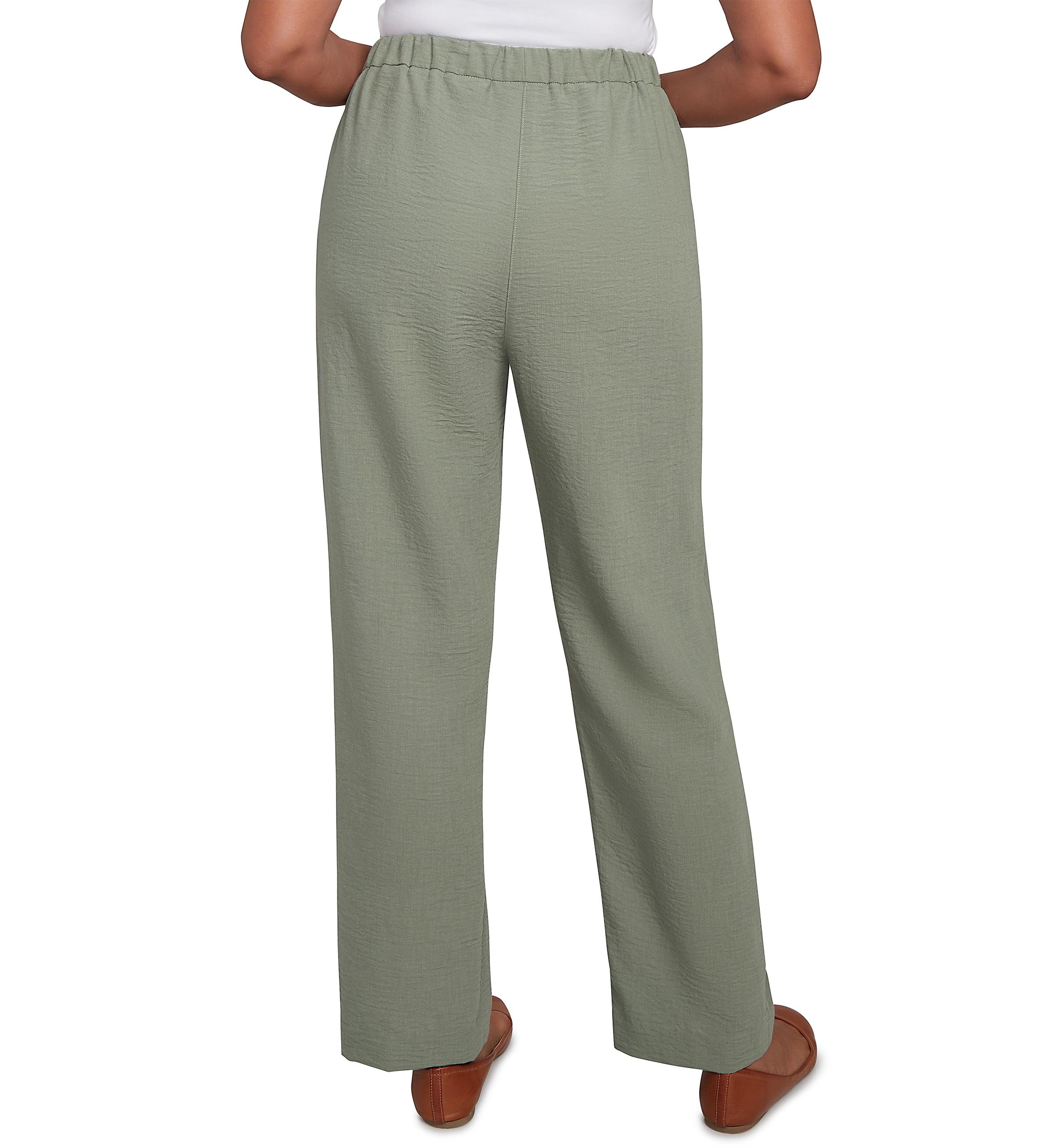 Womens Copper Canyon Patch Pocket Short Pants