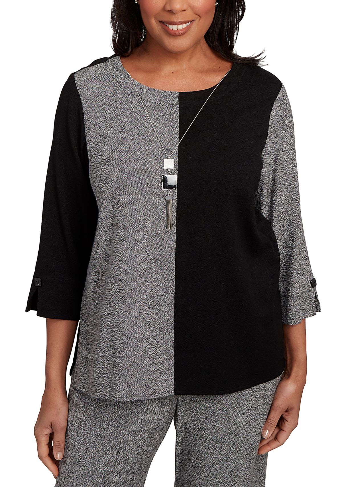 Petite Santa Barbara Center Spliced Top with Necklace