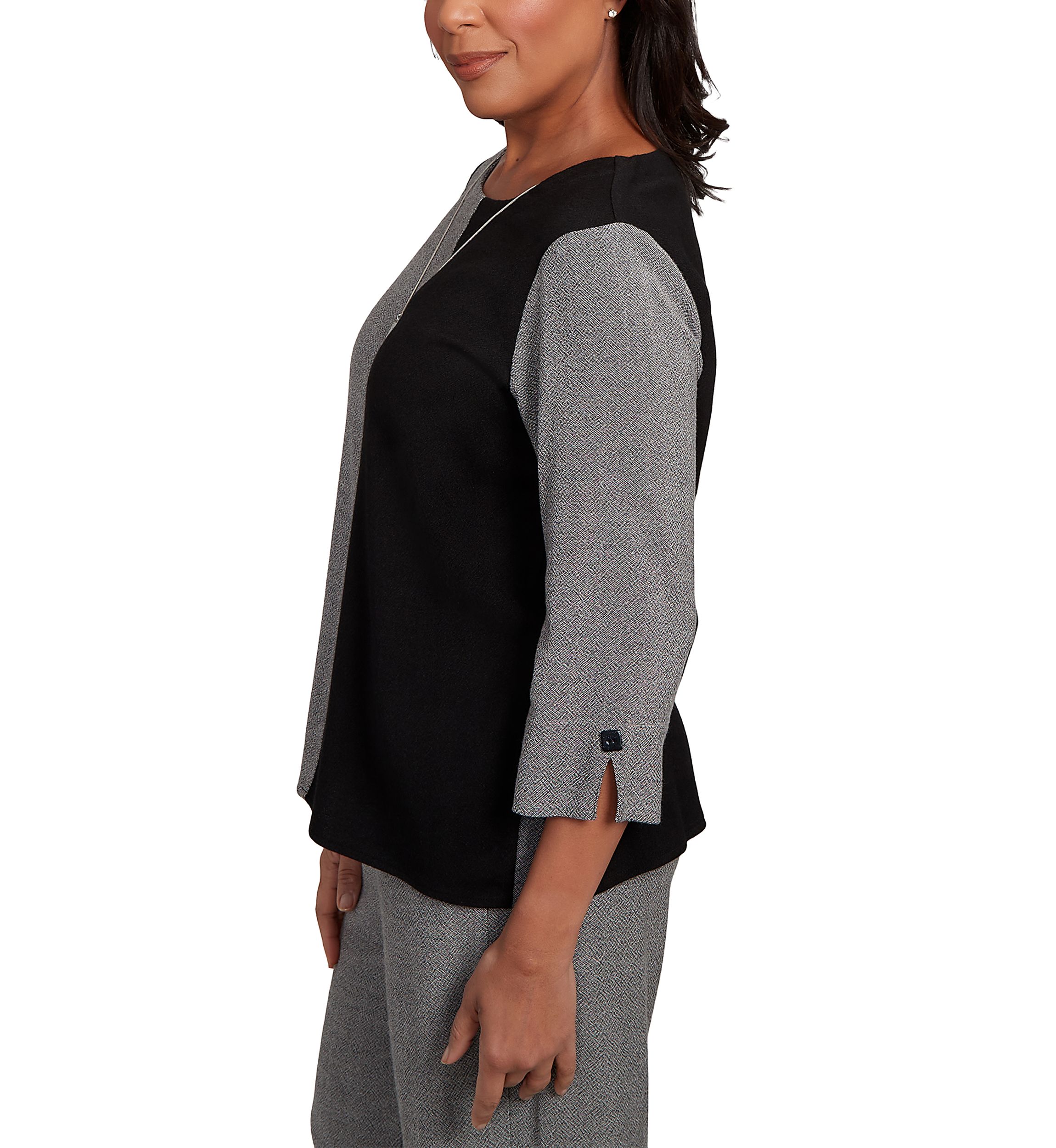 Petite Santa Barbara Center Spliced Top with Necklace