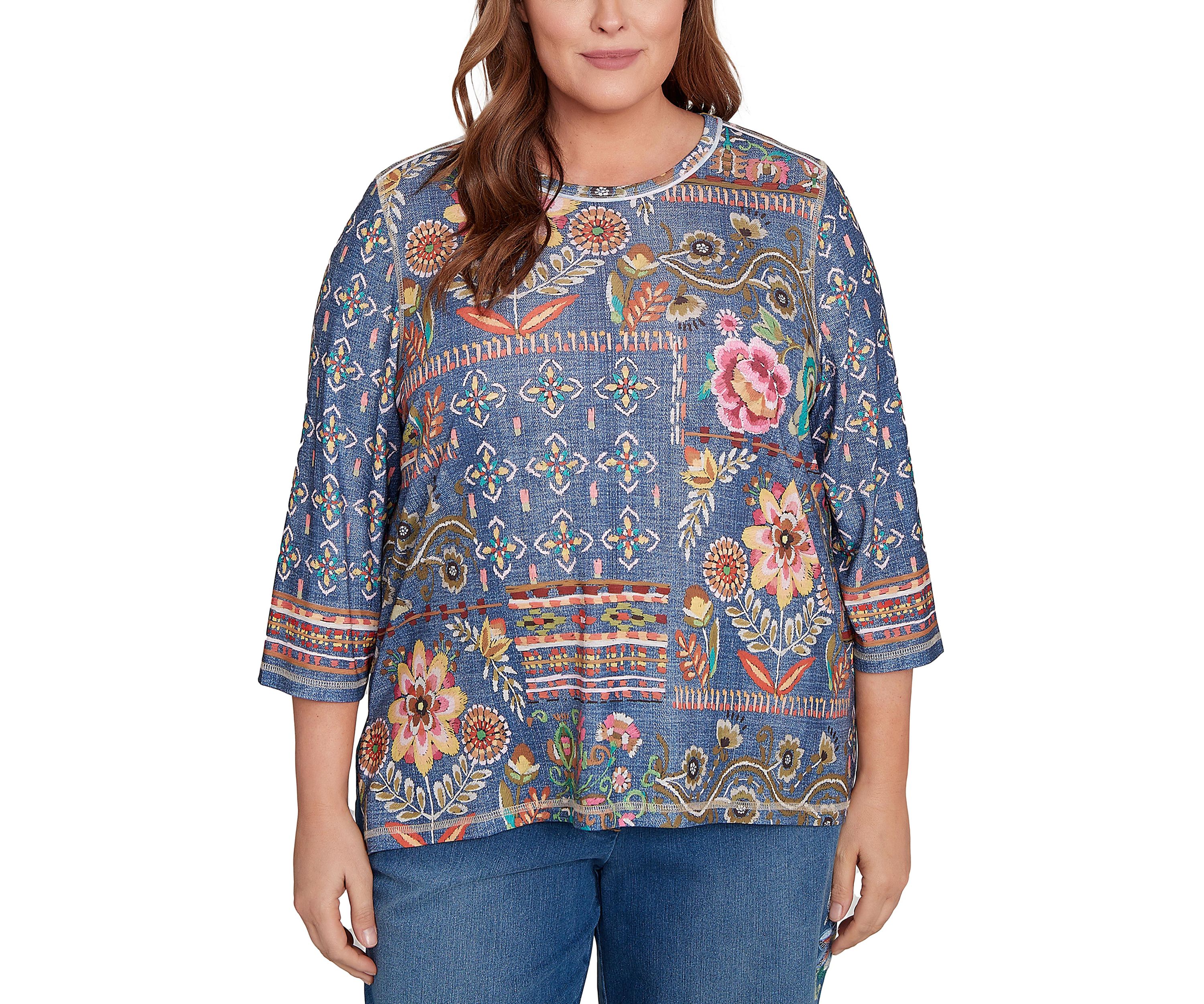 Plus Size Floral Patch Knit Top 