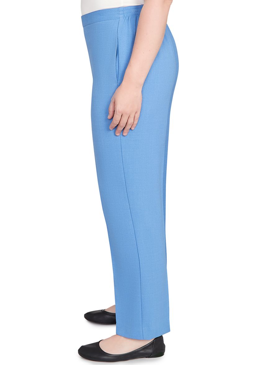 Womens Business As Usual Proportioned Short Pants