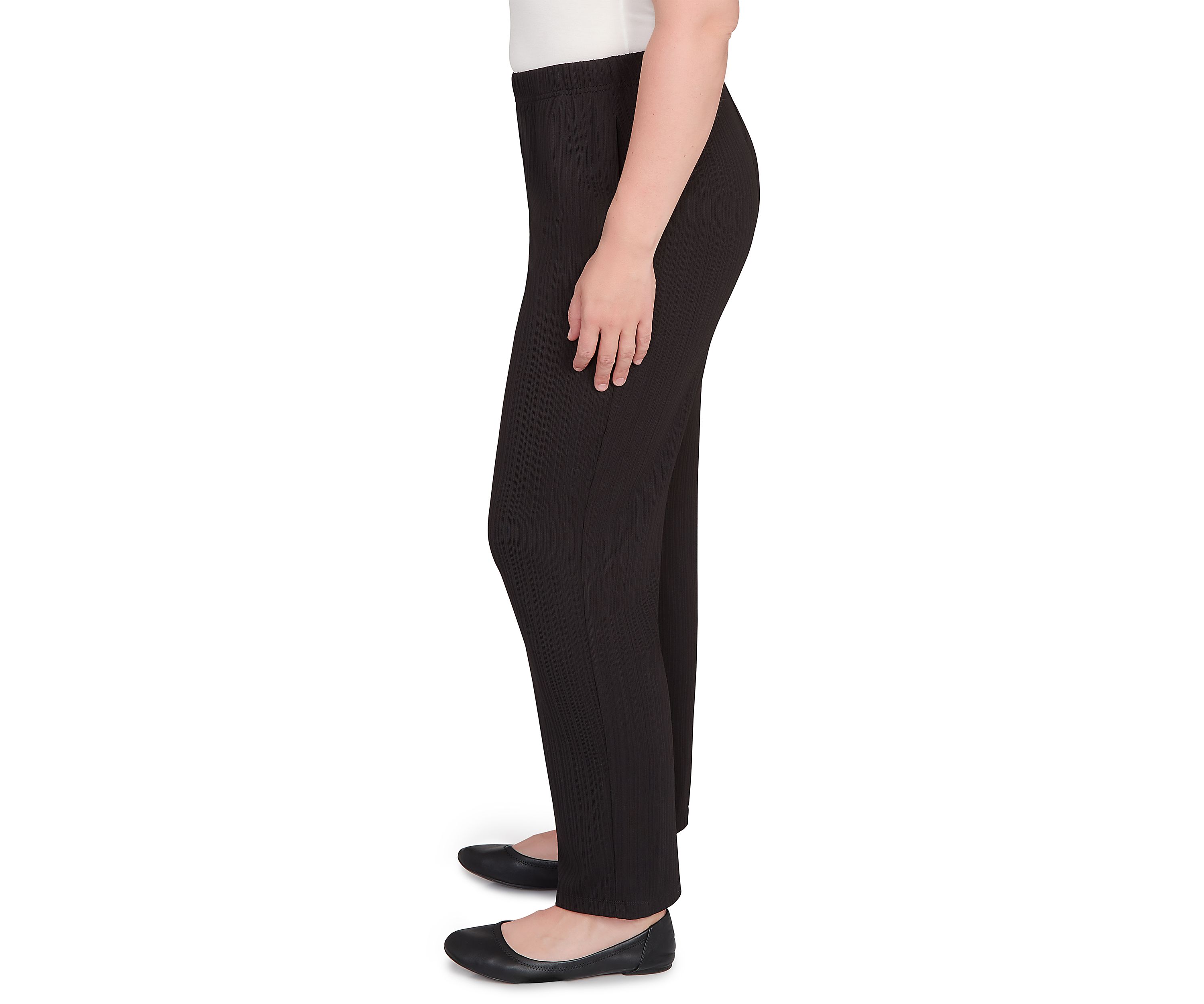 Petite Business As Usual Proportioned Short Pants
