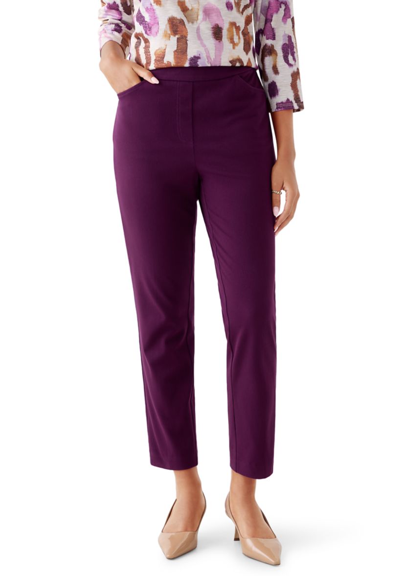Womens Urban Legend Proportioned Short Pants