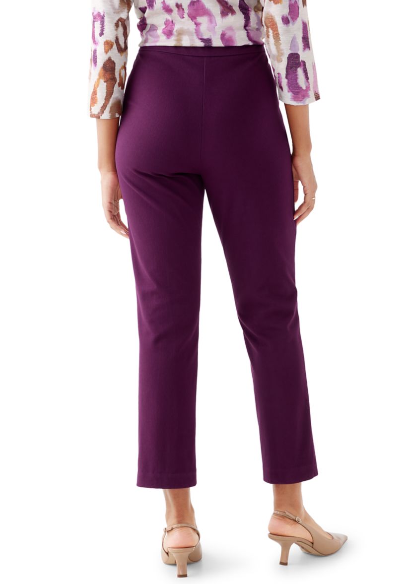 Womens Urban Legend Proportioned Short Pants