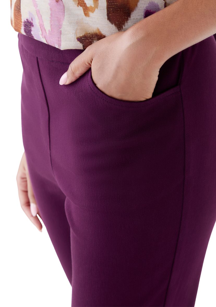 Womens Urban Legend Proportioned Short Pants