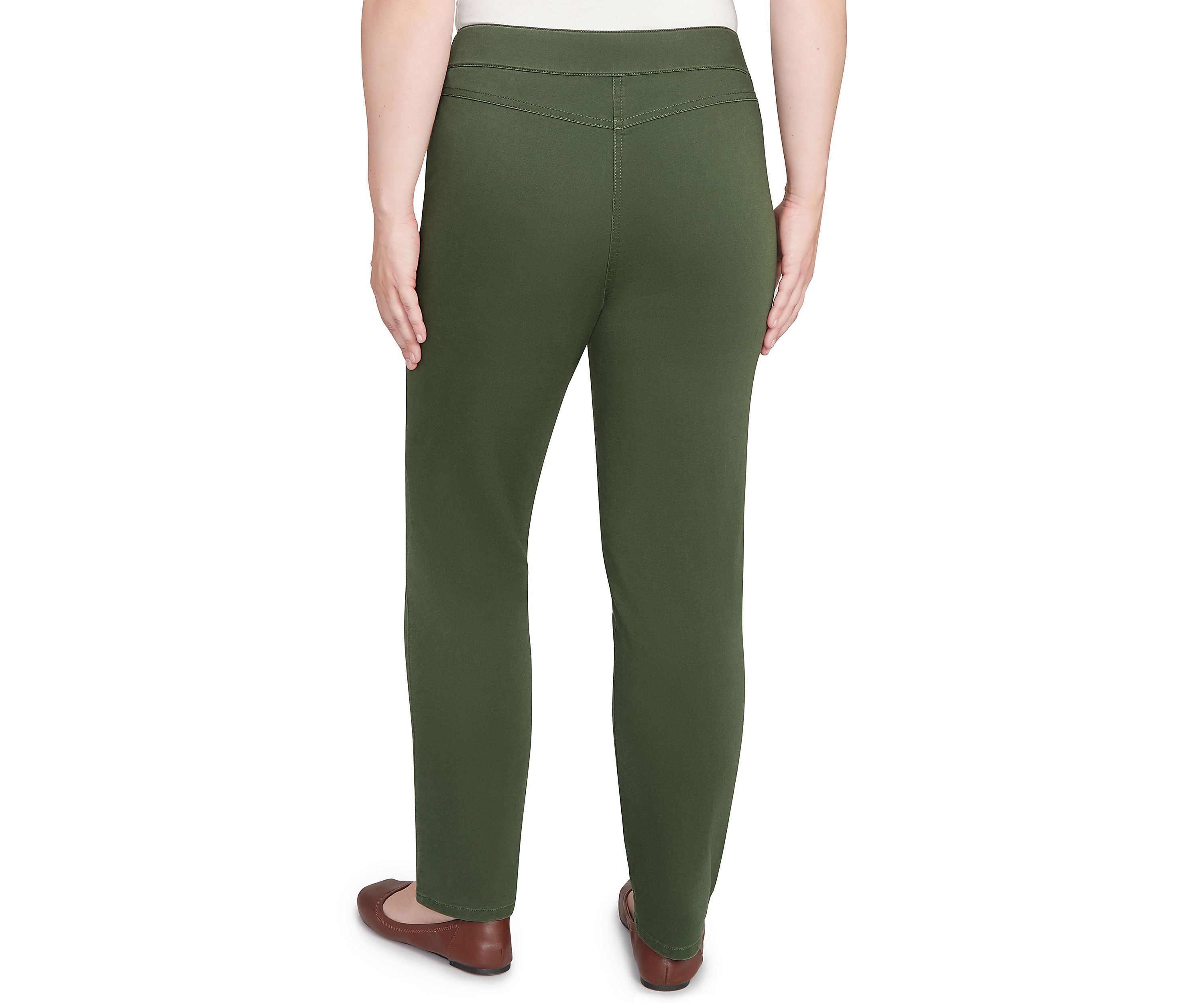 Womens Mount Laurel Proportioned Short Pants