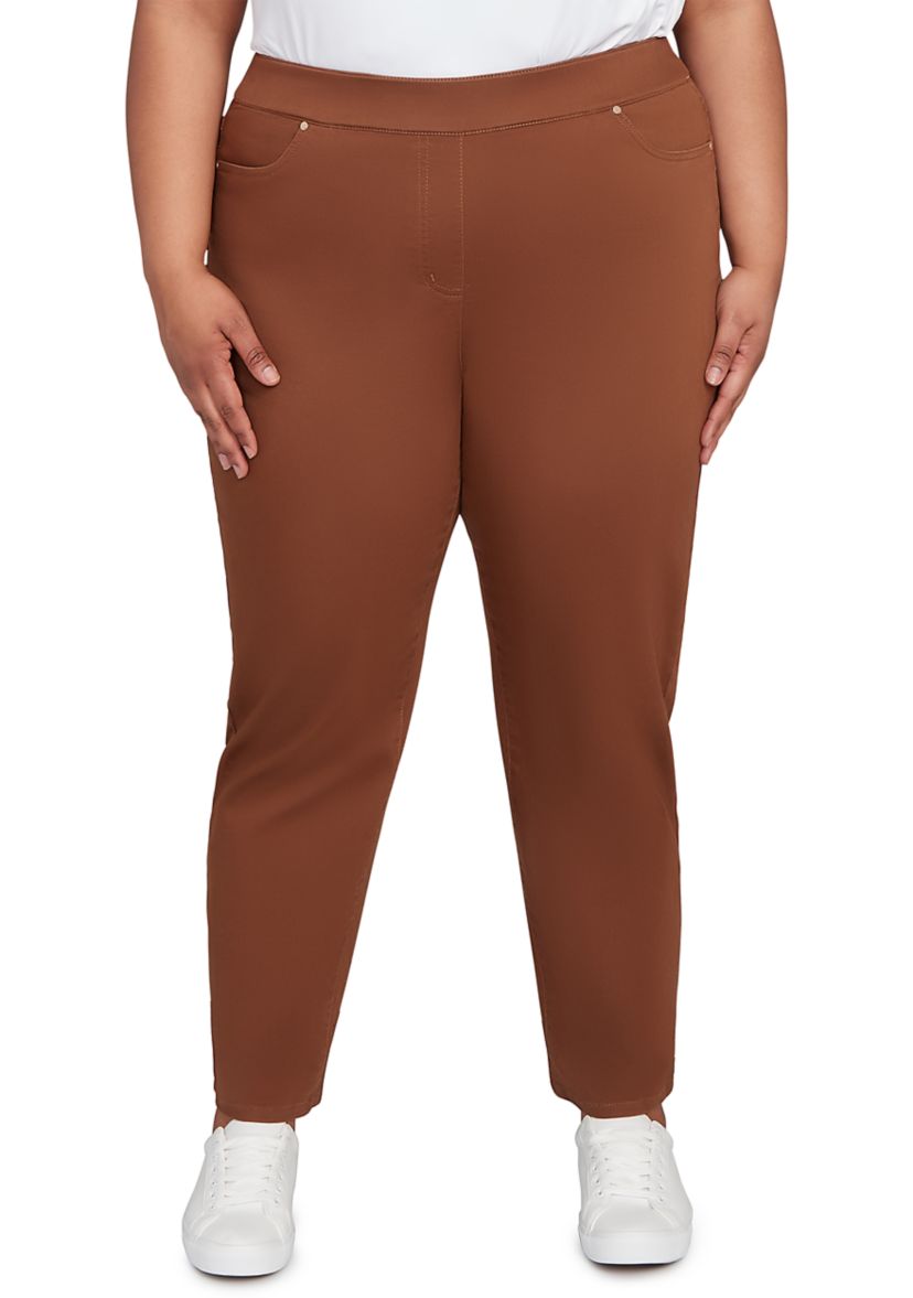 Plus Size Mount Laurel Proportioned Short Pants