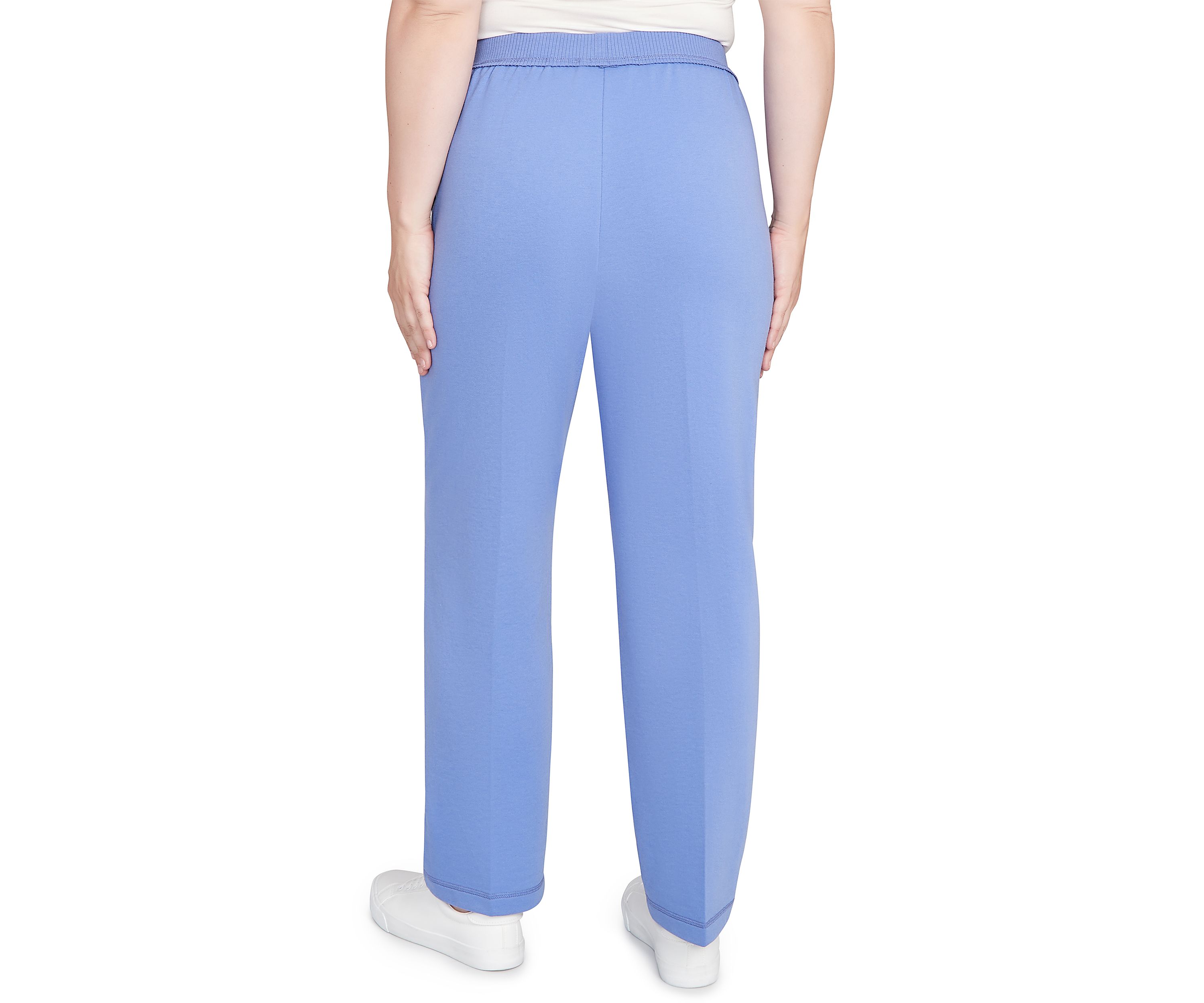 Womens Casual Vibe Proportioned Short Pants