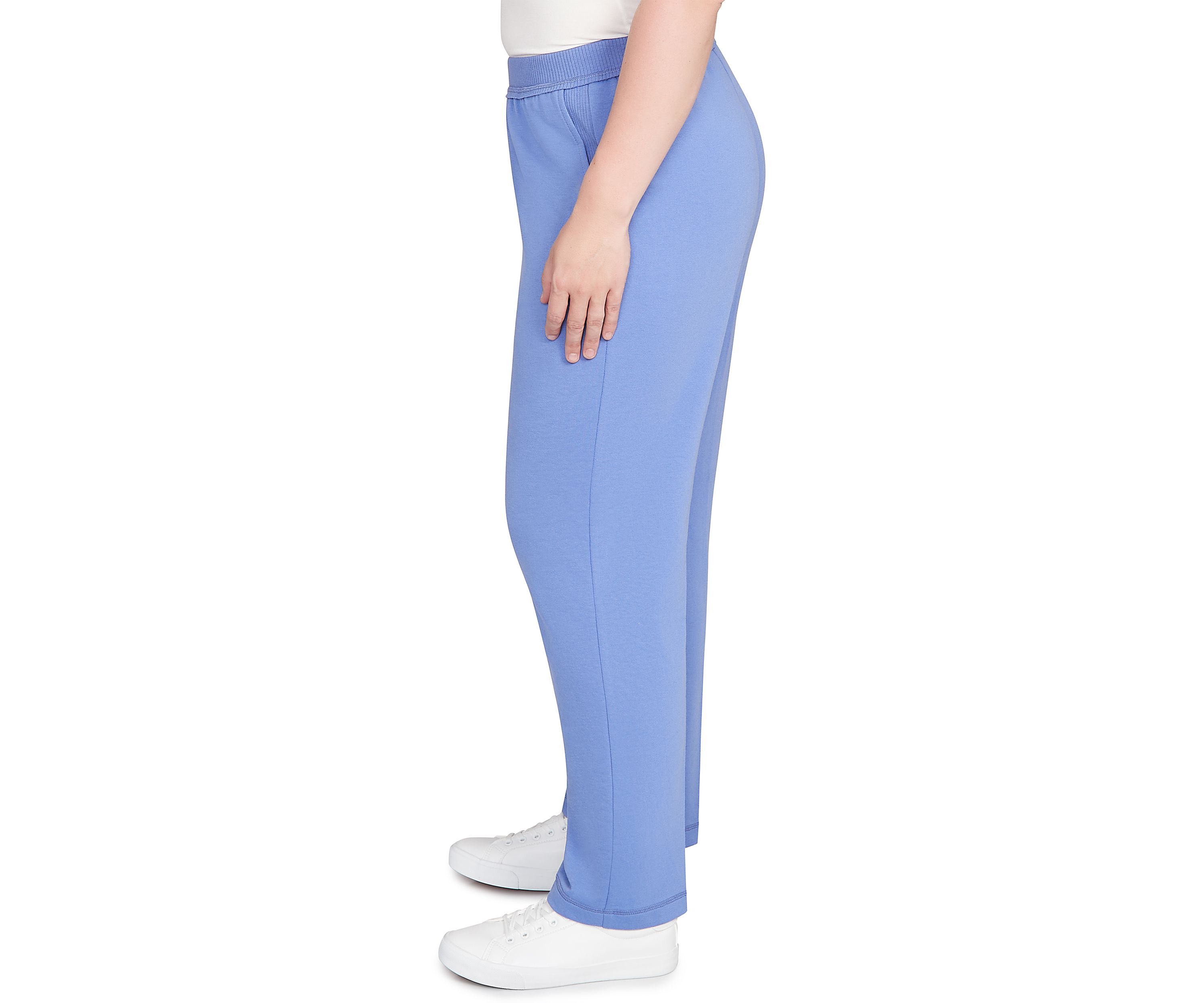 Womens Casual Vibe Proportioned Short Pants