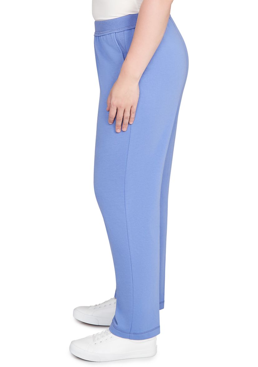 Womens Casual Vibe Proportioned Short Pants