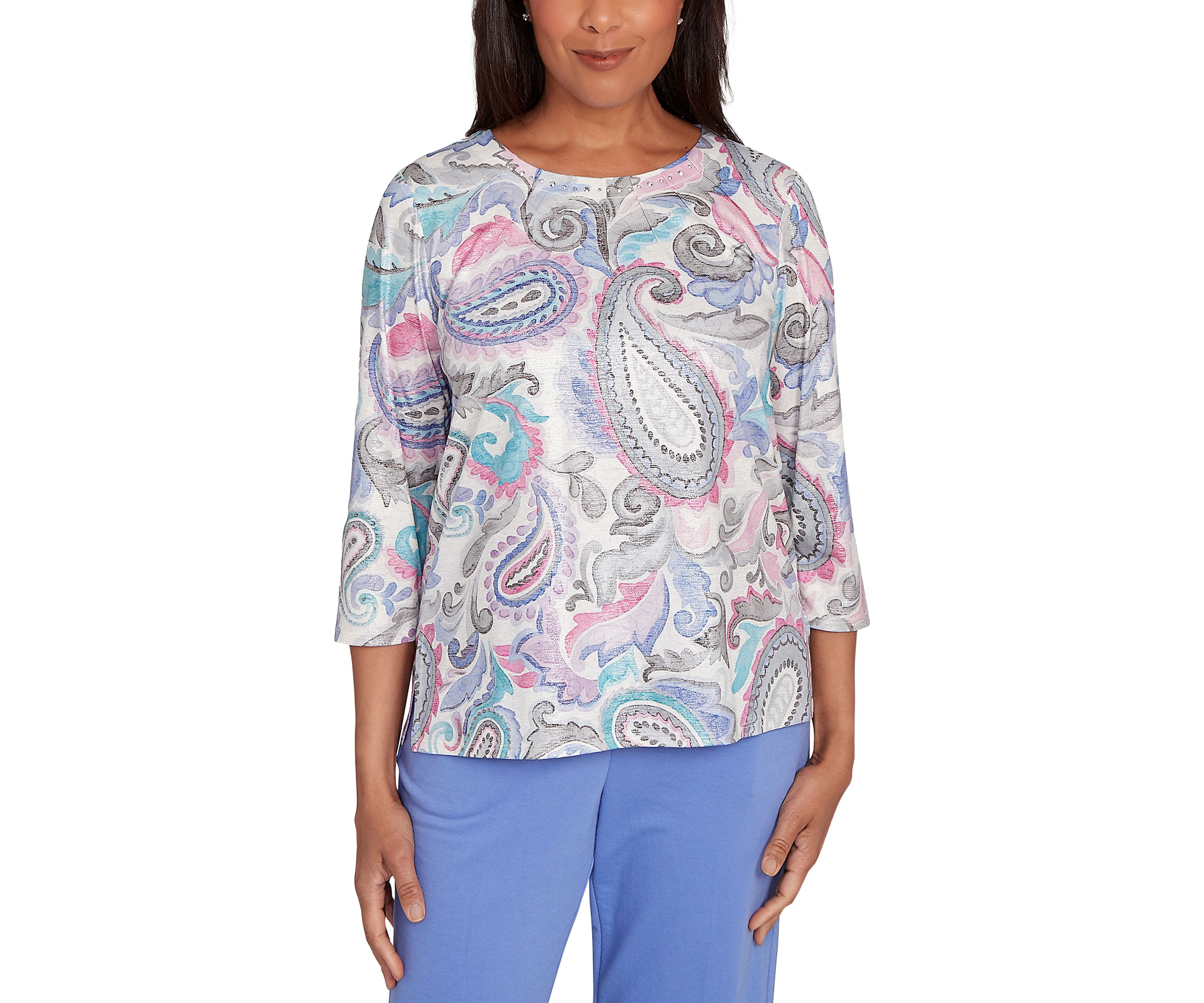 Womens Casual Vibe Paisley Top 