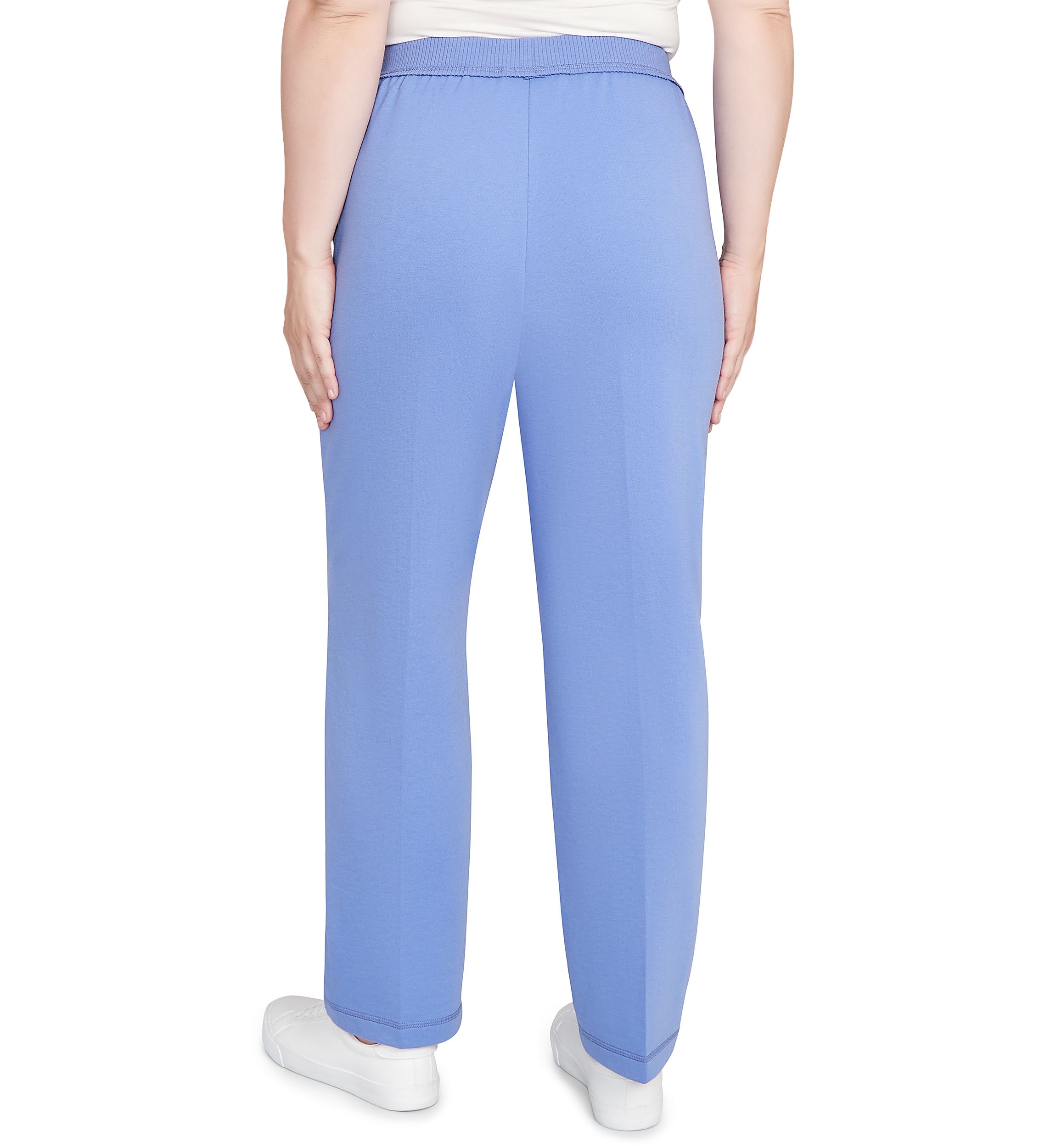Petite Casual Vibe Proportioned Short Pants