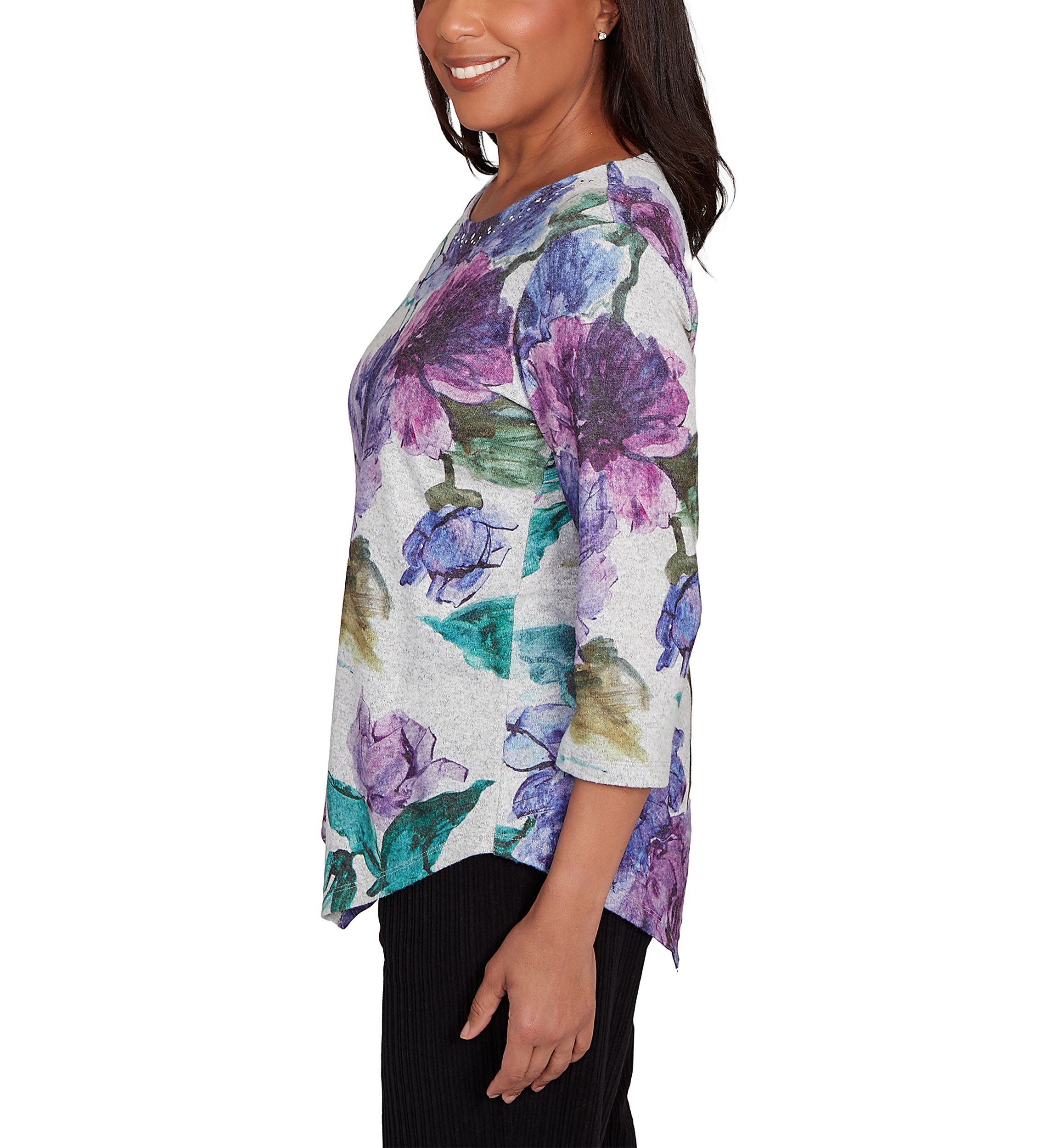 Petite Casual Vibe Watercolor Floral Top
