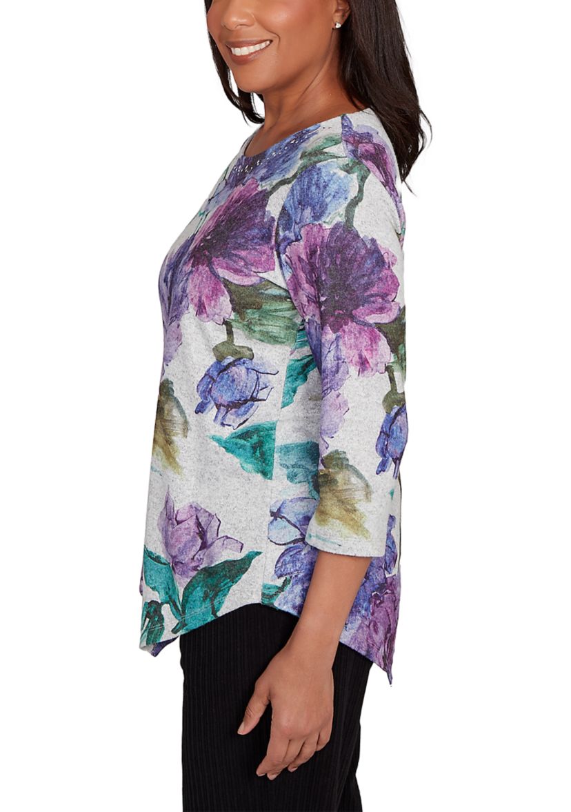 Petite Casual Vibe Watercolor Floral Top