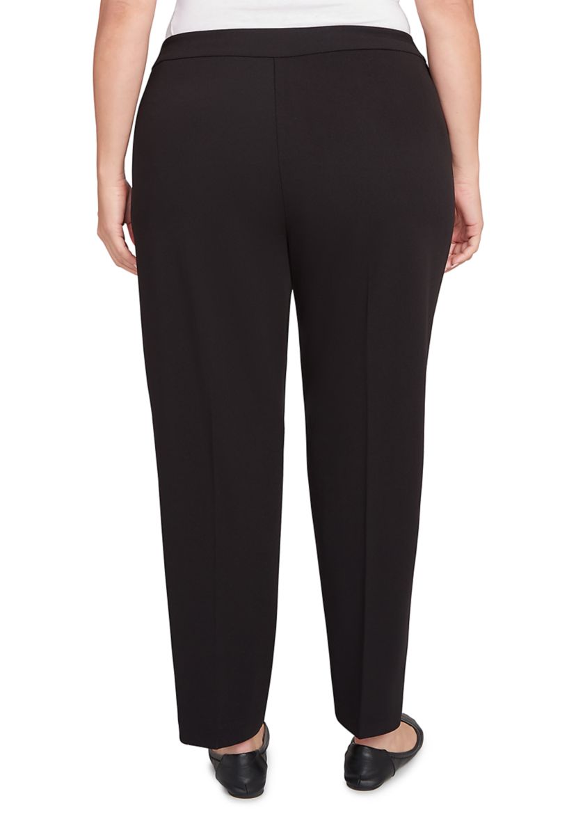 Plus Size Jet Setter Proportioned Short Pant