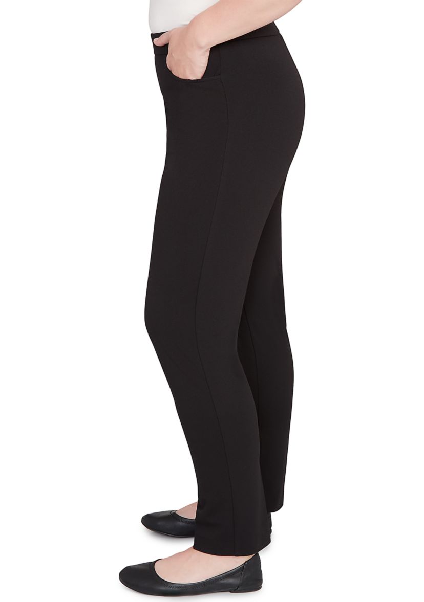 Petite Jet Setter Proportioned Short Pants