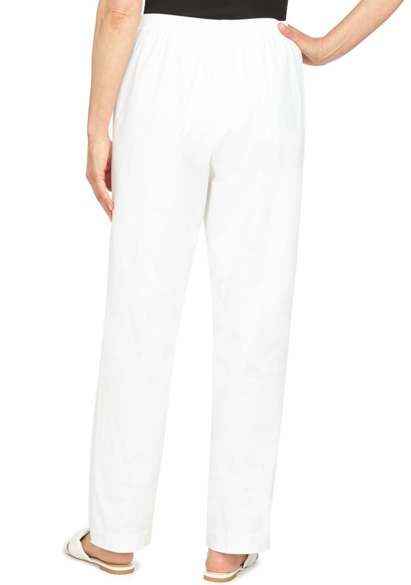 Womens Proportioned Short Pants