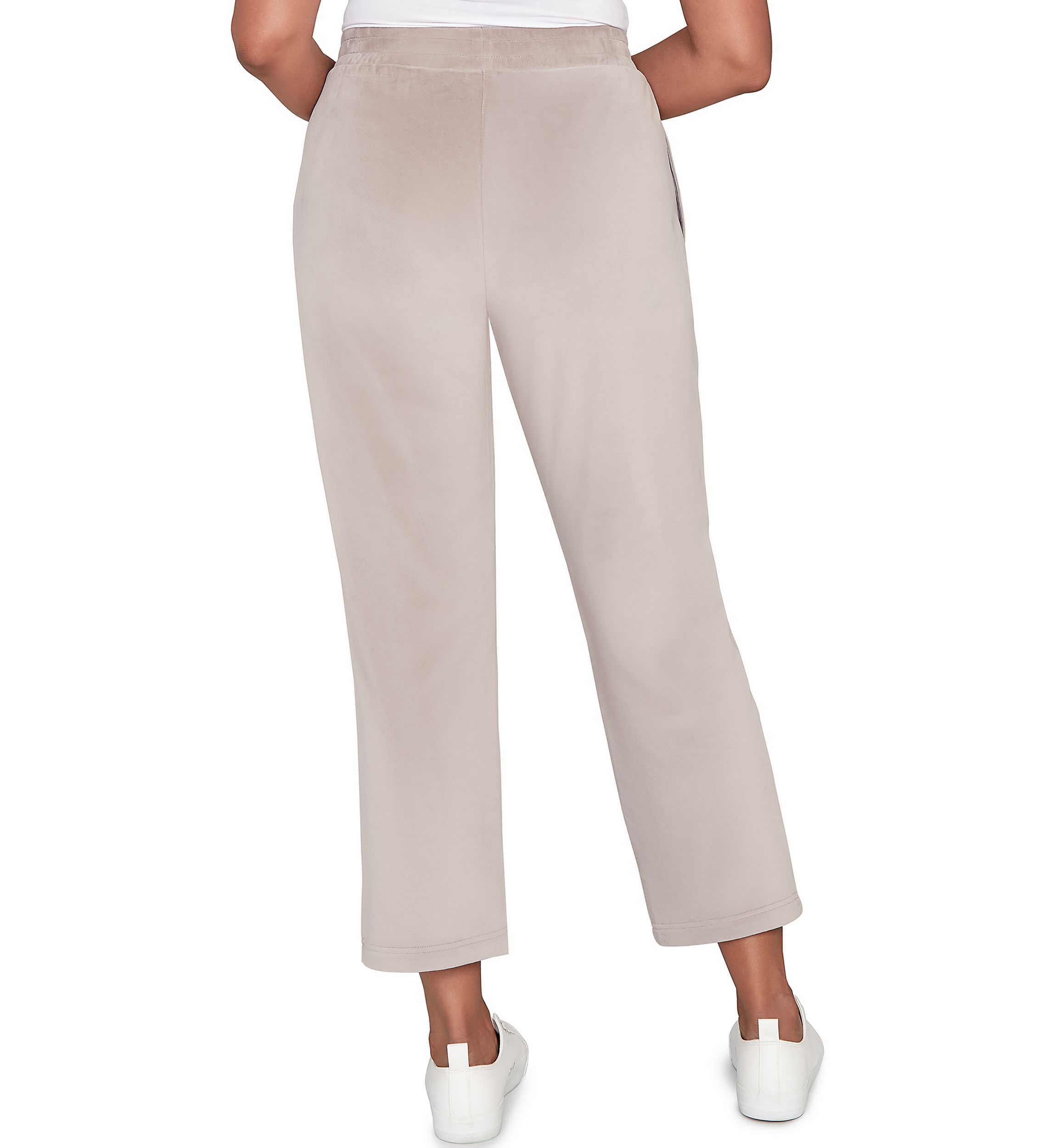 Womens Calm Luxe Proportioned Short Pants