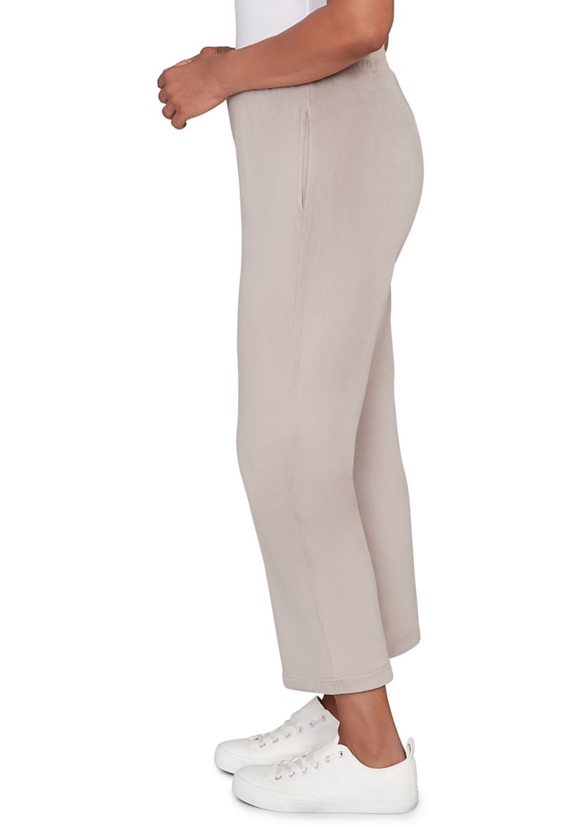 Womens Calm Luxe Proportioned Short Pants