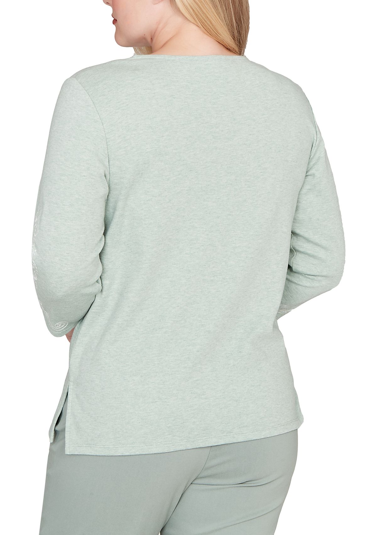 Petite Stockbridge Center Scroll Top 