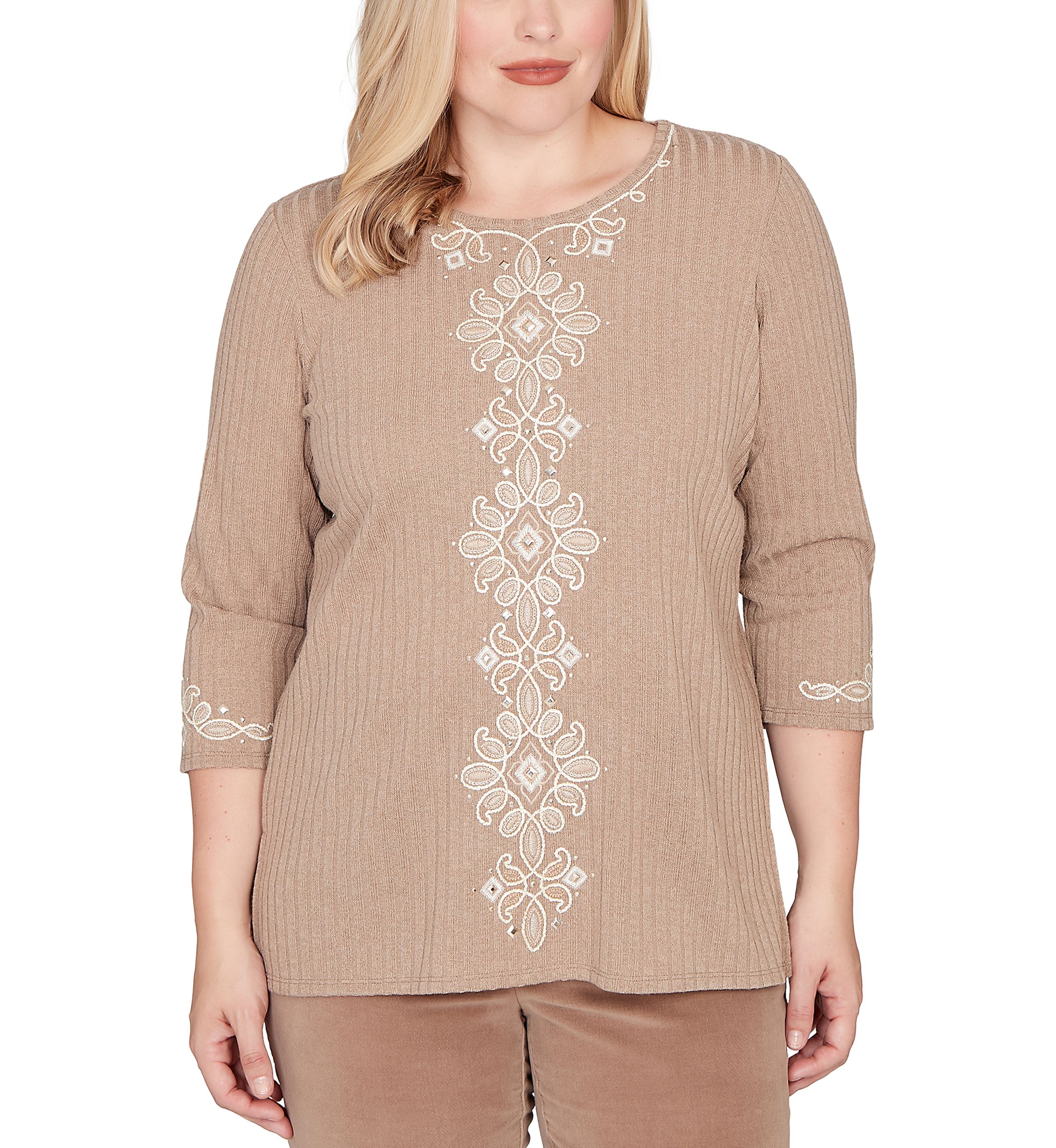 Womens Vienna Soutache Medallion Center Top 
