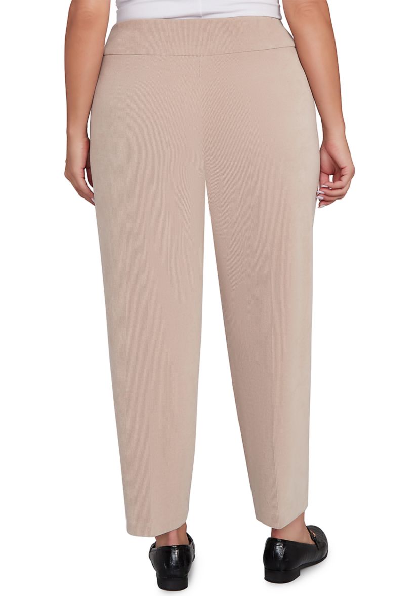Plus Size Vienna Proportioned Short Pant