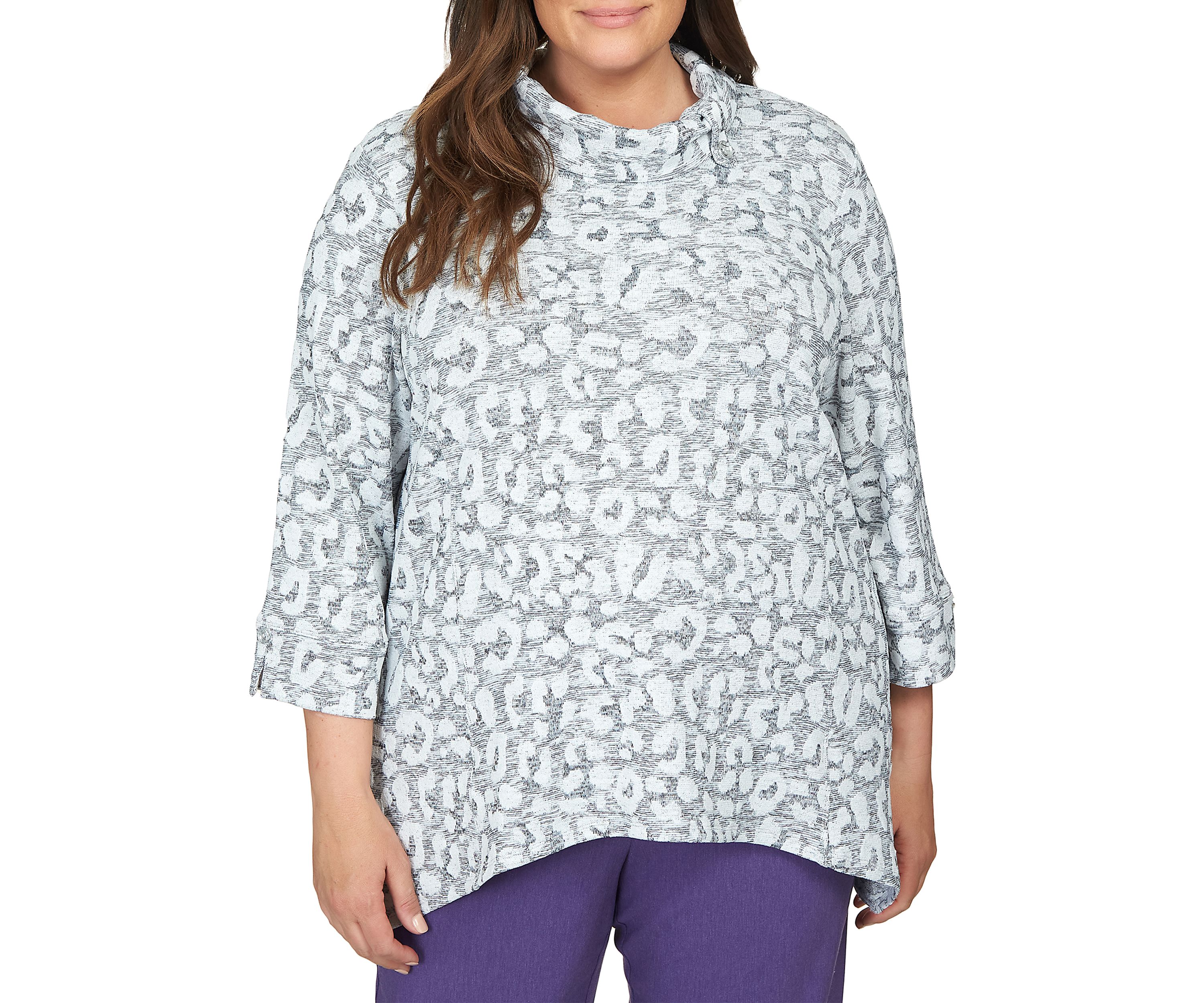 Plus Size Animal Jacquard Sweatshirt