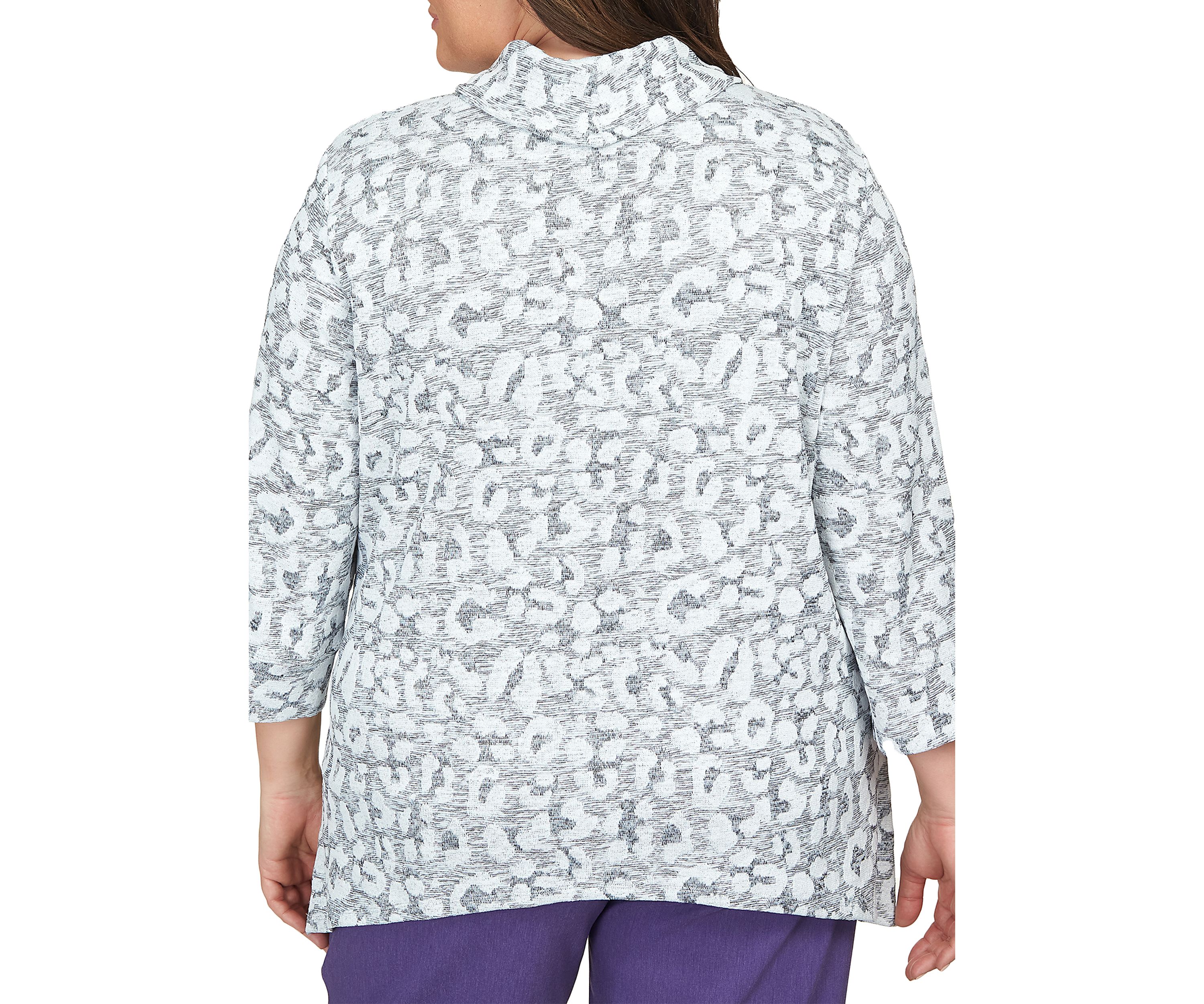 Plus Size Animal Jacquard Sweatshirt