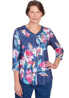 Petite Full Bloom Placed Floral Printed Top