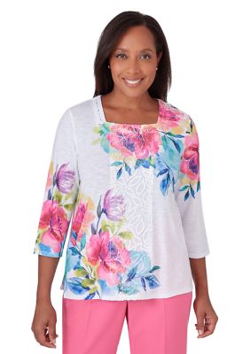 Women's Paradise Island Asymmetric Flower Center Lace Top