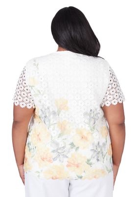 Plus Charleston Floral Border Lace Top