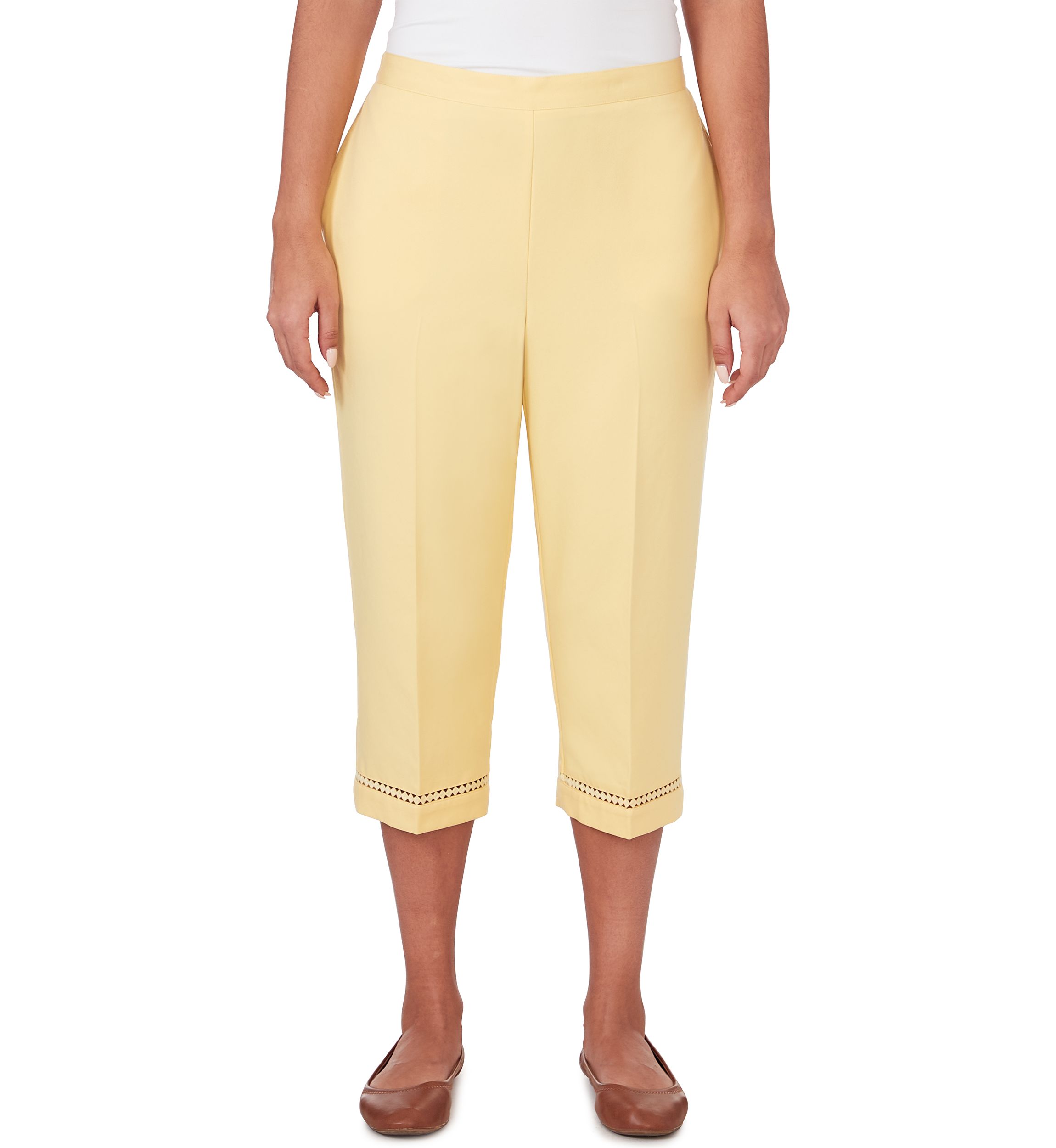 Petite Charleston Capri Pants with Lace Inset