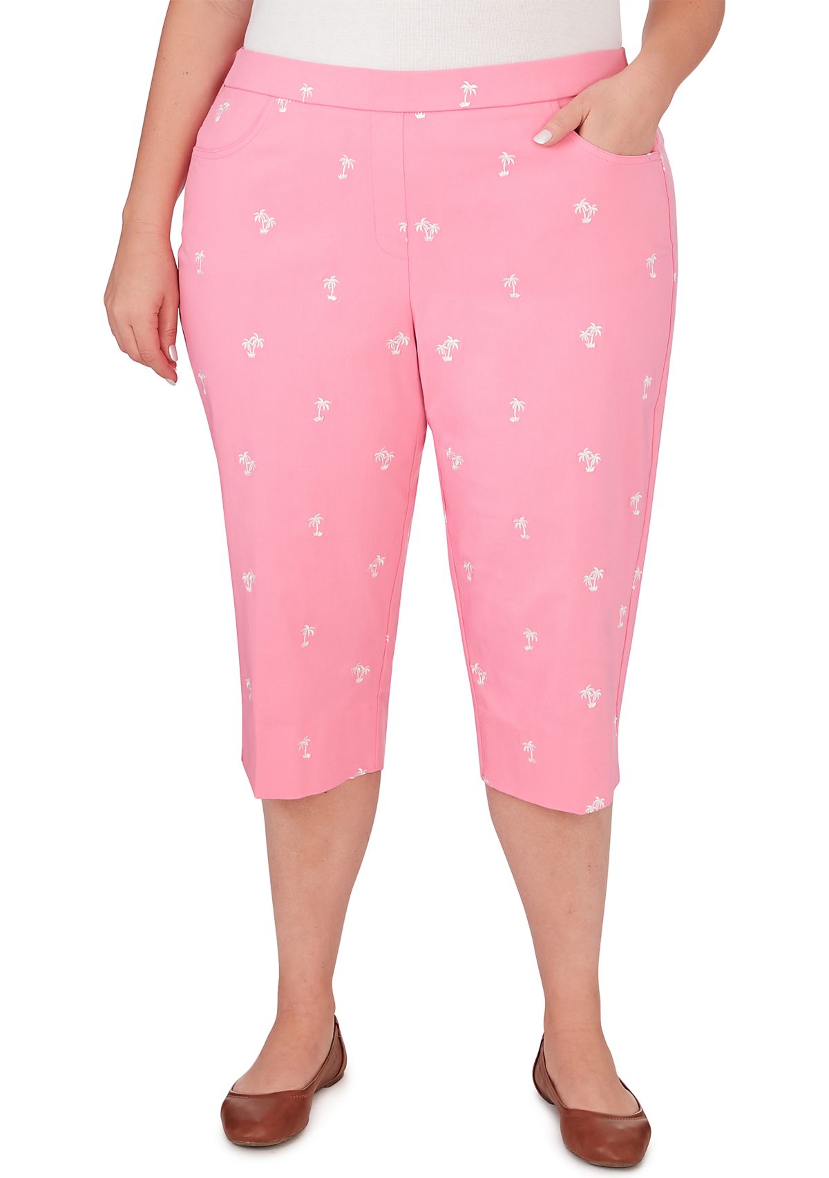 Plus Size Miami Beach Embroidered Palm Tree Clamdigger Pants