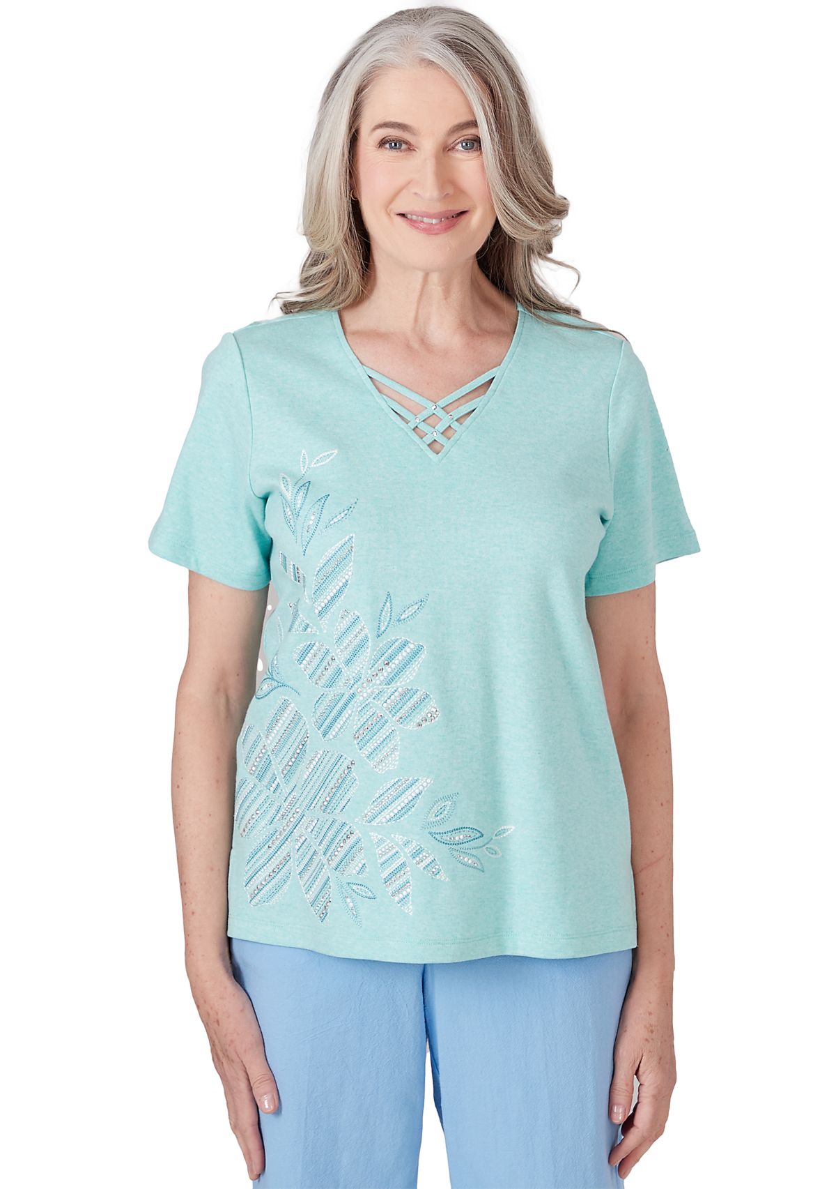 Womens Hyannisport Embroidered Flowers Top