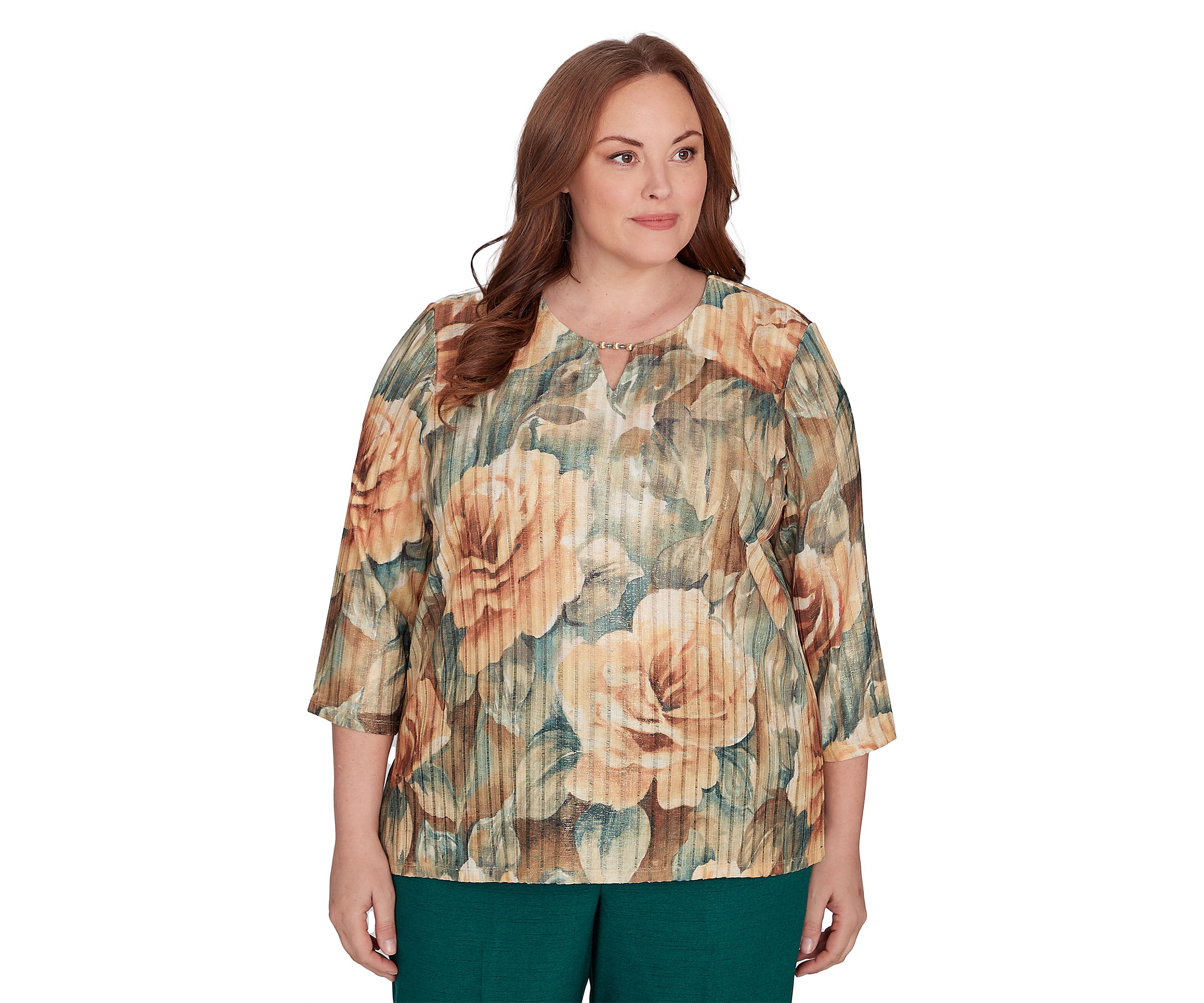 Plus Size Emerald Isle Vintage Floral Printed Top