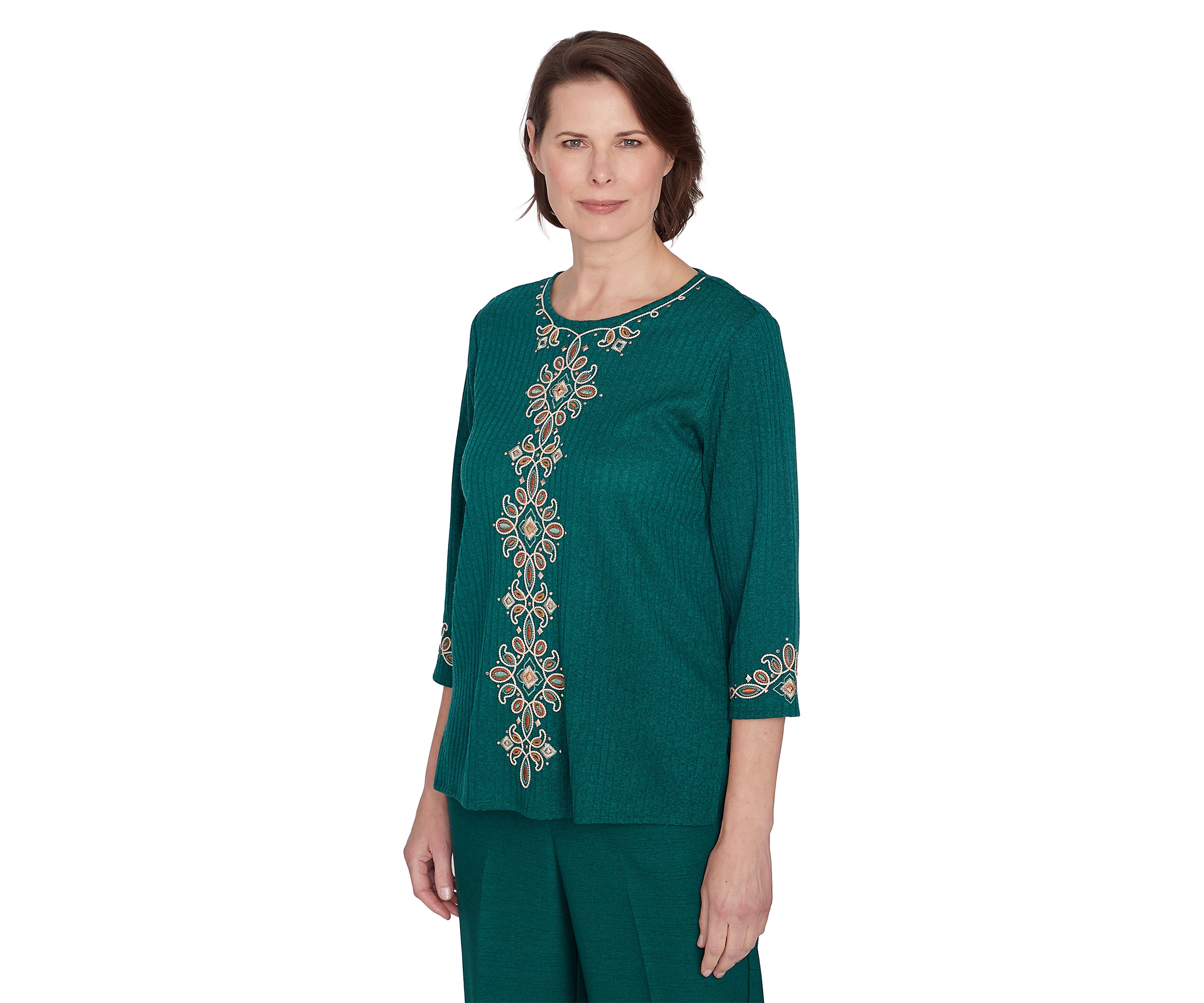 Petite Emerald Isle Center Medallion Embroidery