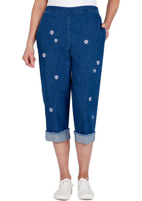 Alfred Dunner Womens Embroidered Denim Capris