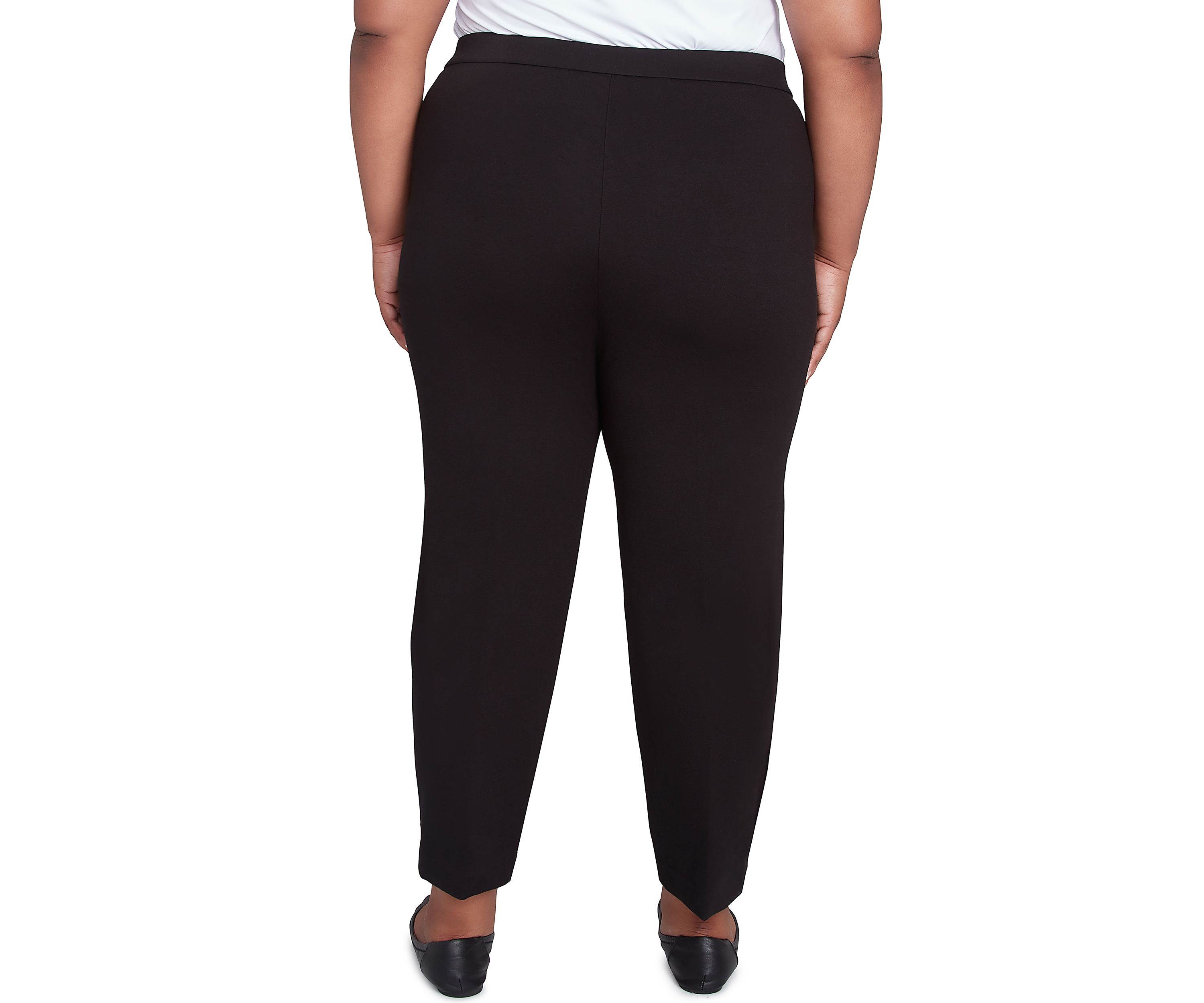Plus Size Rue Rivoli Embroidery Leaf Short Pants