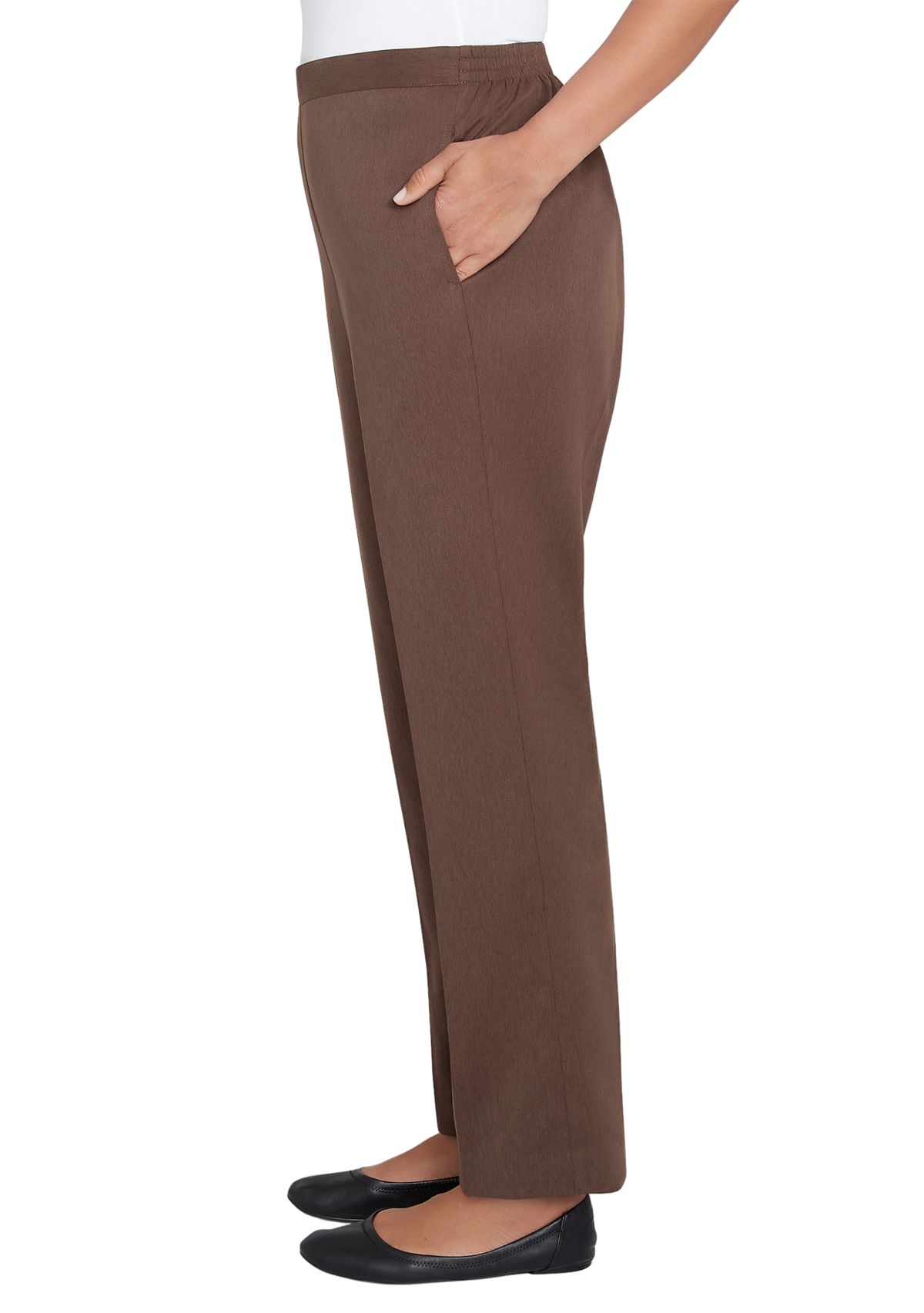 Womens Wine Country Proportioned Short Pants