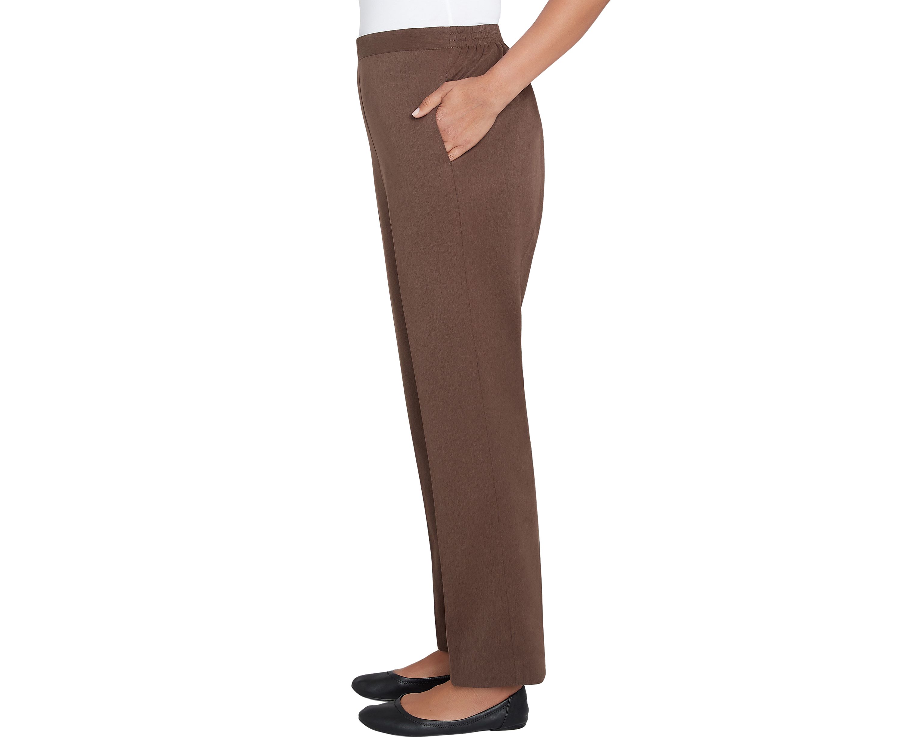Womens Wine Country Proportioned Short Pants