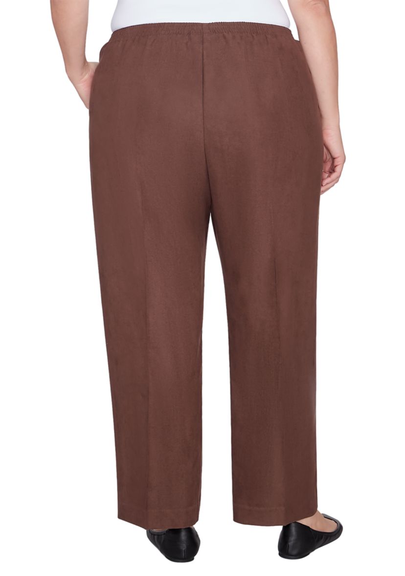 Plus Size Wine Country Proportioned Short Pants