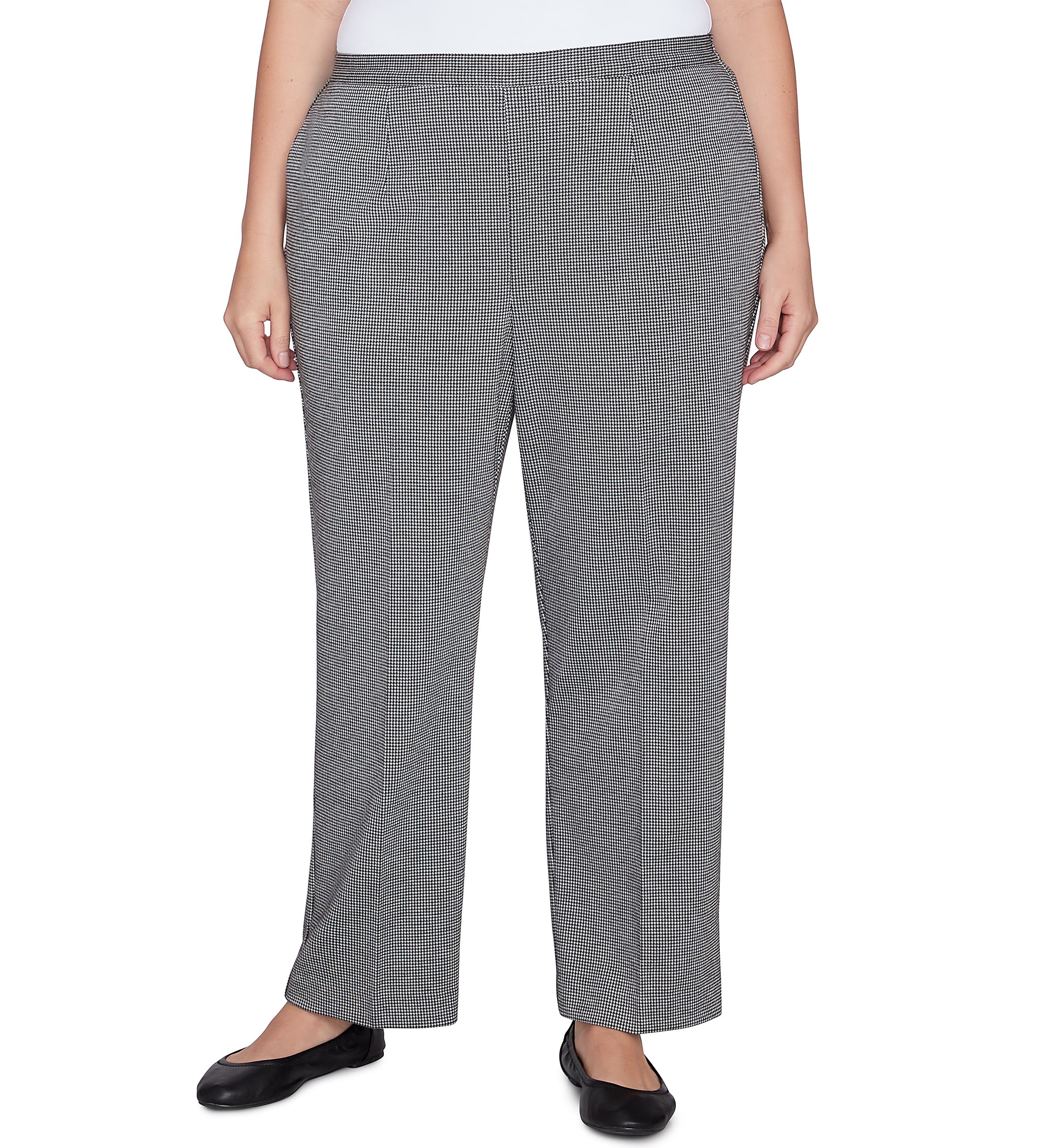 Plus Size Runway Ready Proportioned Short Pants
