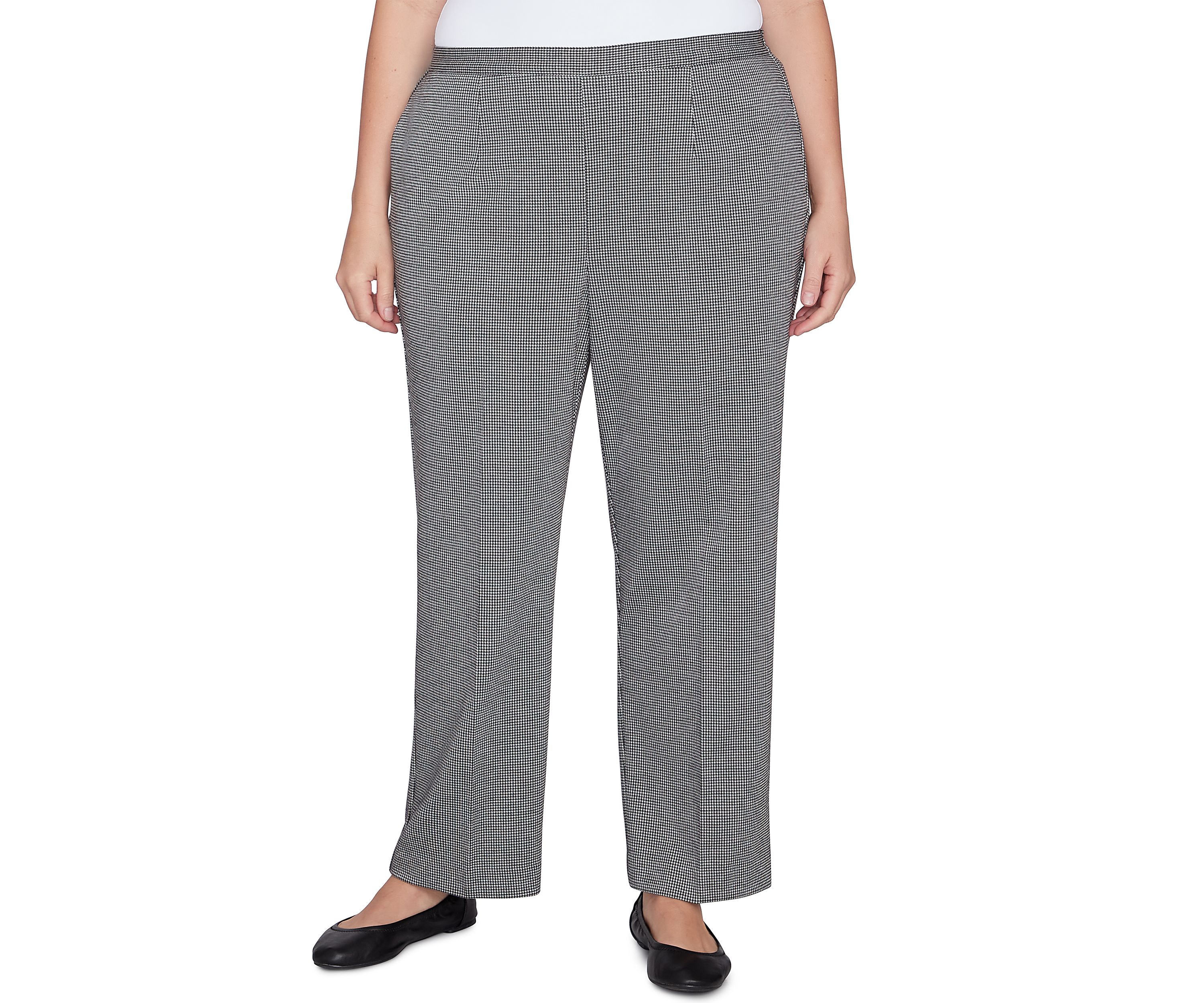 Plus Size Runway Ready Proportioned Short Pants