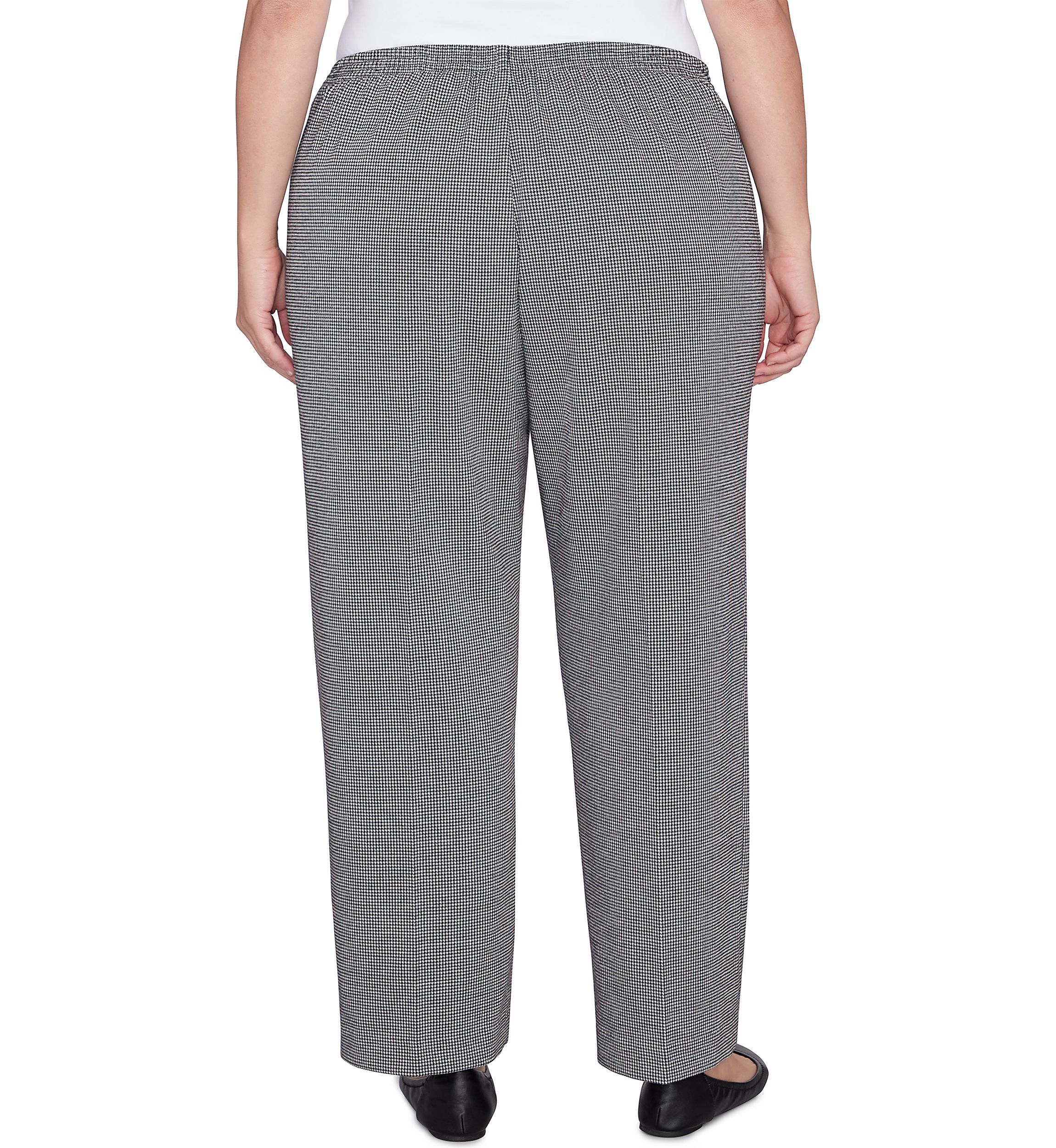 Plus Size Runway Ready Proportioned Short Pants