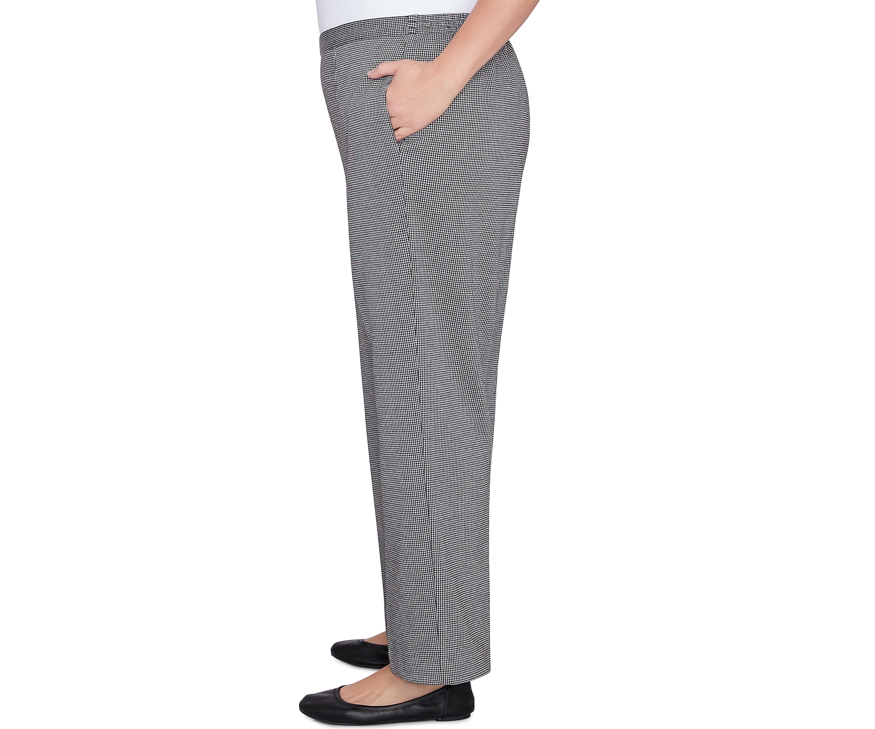 Plus Size Runway Ready Proportioned Short Pants