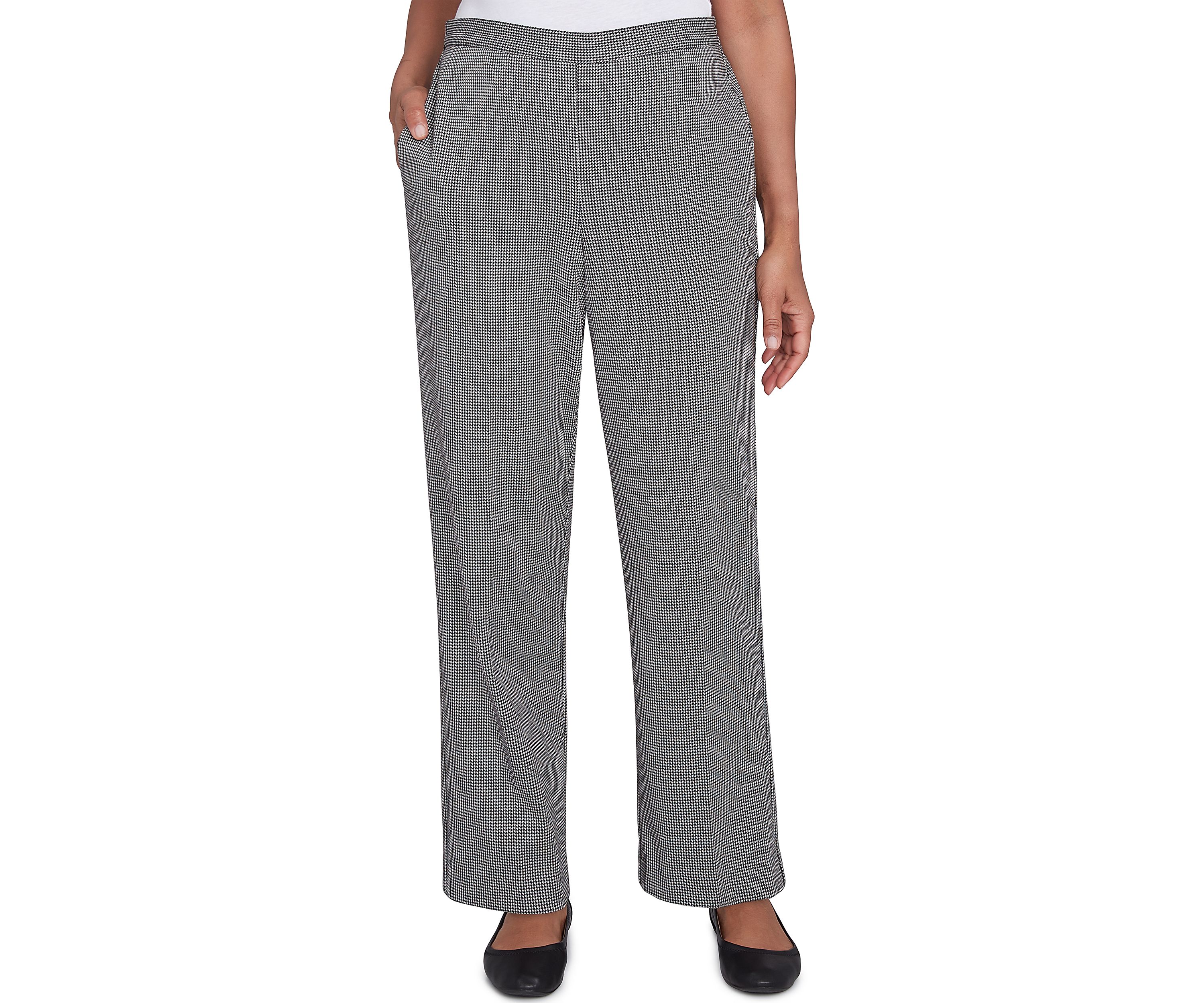 Petite Runway Ready Proportioned Short Pants